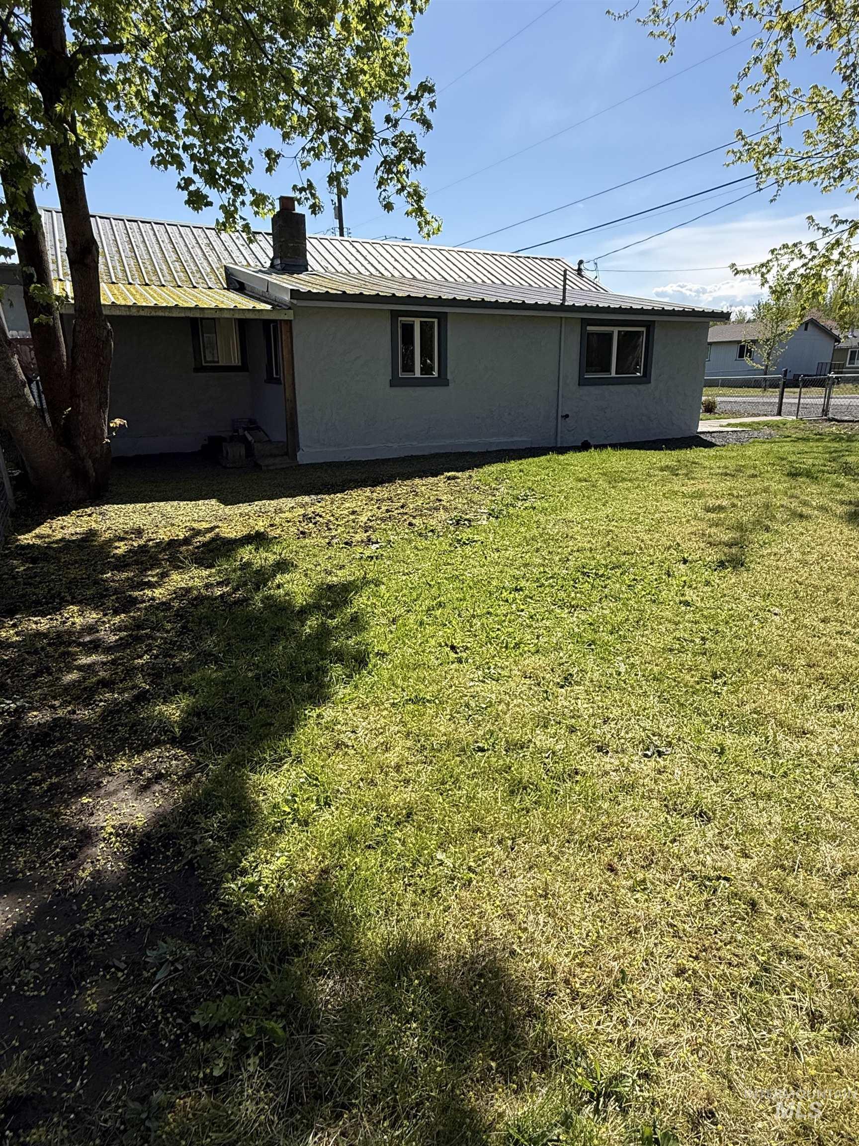 820 Nickel Street, Kamiah, Idaho 83536, 2 Bedrooms, 1 Bathroom, Residential For Sale, Price $215,000, 98983788