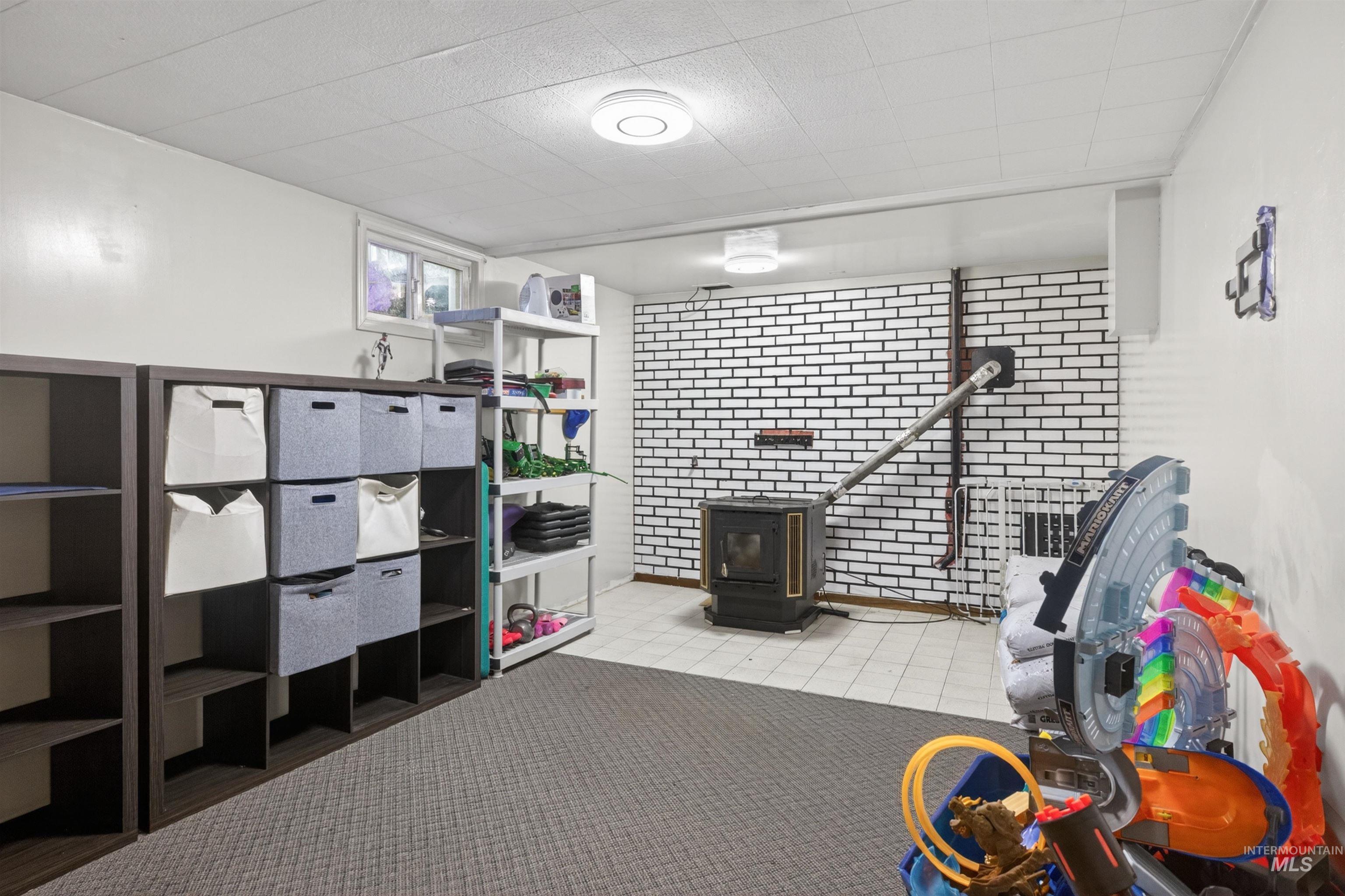 247 N Beech, Genesee, Idaho 83832, 4 Bedrooms, 2 Bathrooms, Residential For Sale, Price $359,999,MLS 98983790