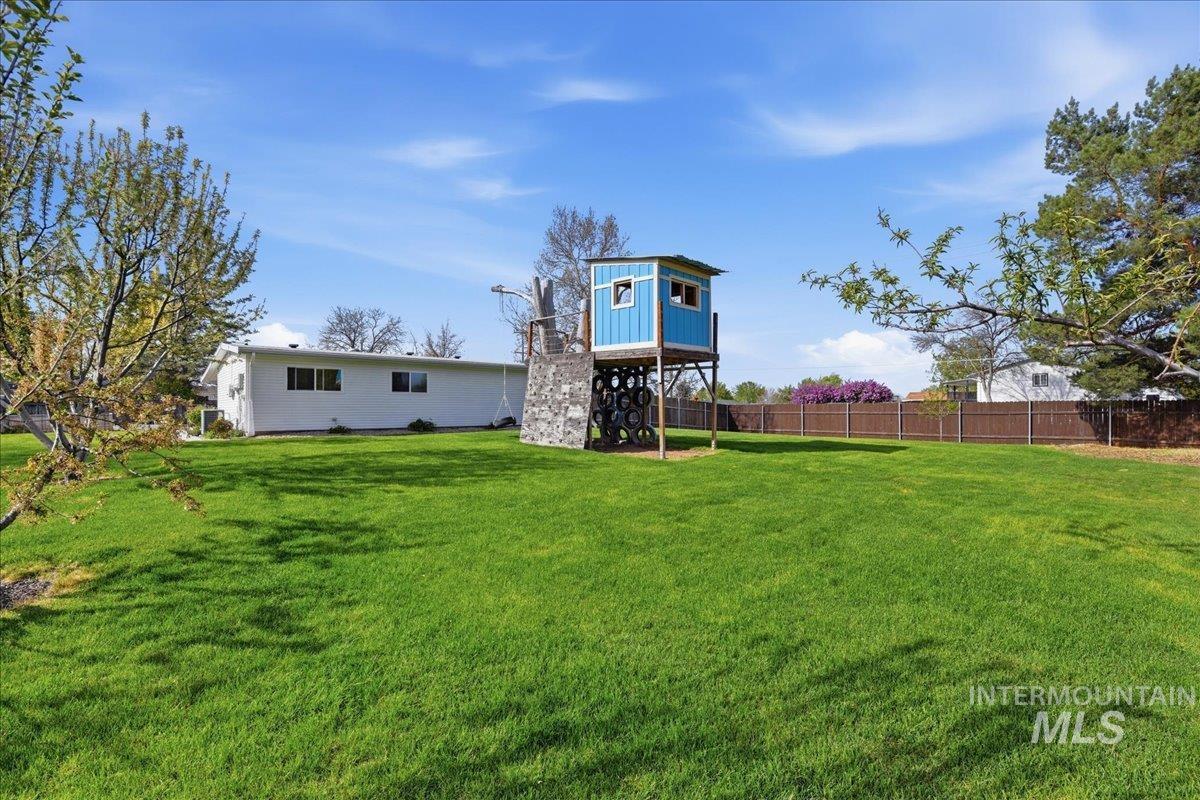 8134 S Five Mile Rd, Boise, Idaho 83709, 3 Bedrooms, 1 Bathroom, Residential For Sale, Price $399,900,MLS 98983791