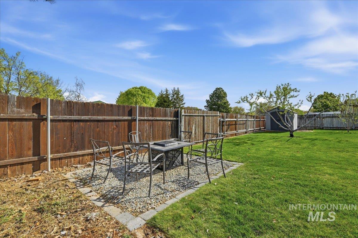 8134 S Five Mile Rd, Boise, Idaho 83709, 3 Bedrooms, 1 Bathroom, Residential For Sale, Price $399,900,MLS 98983791