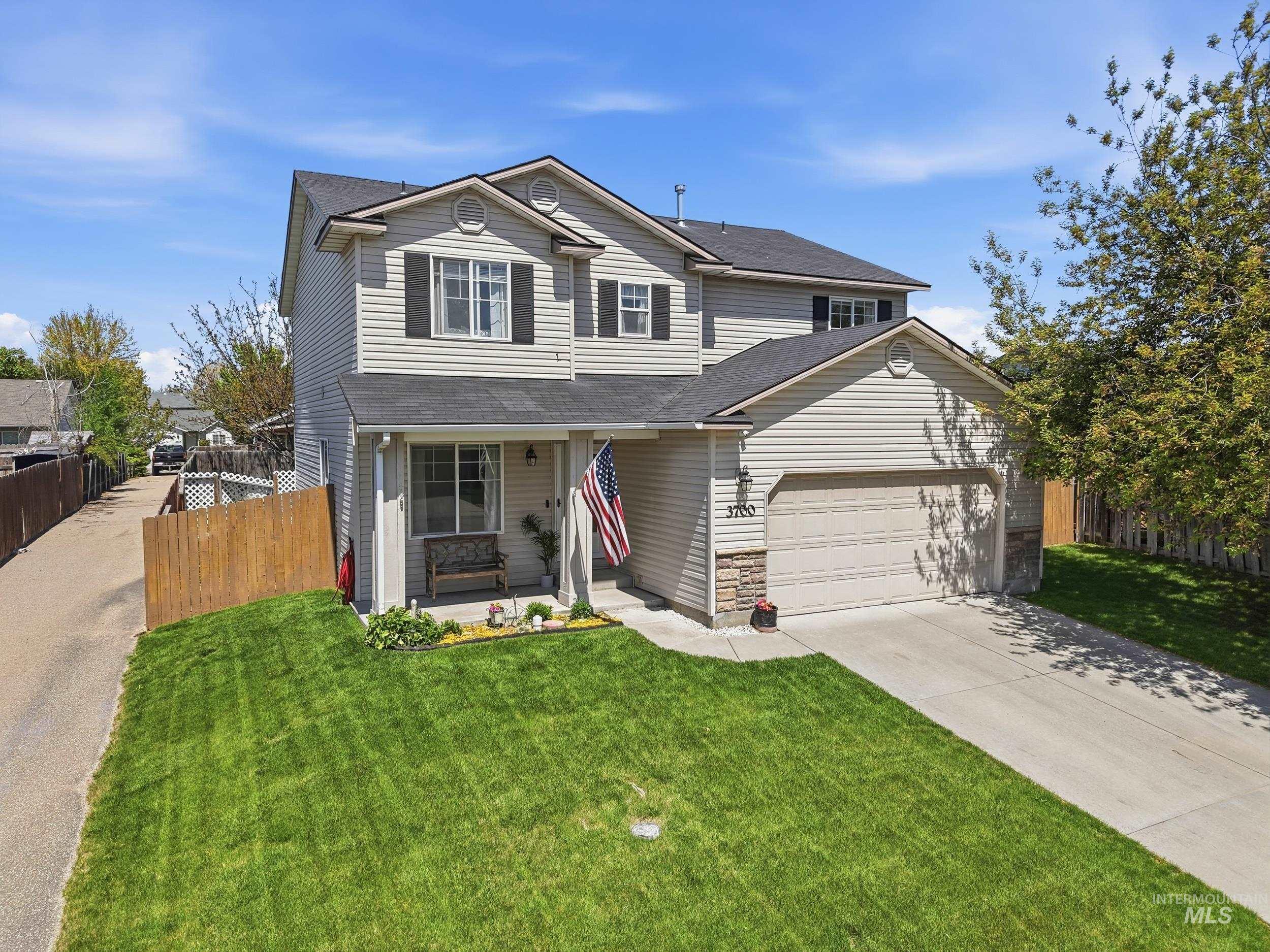 3700 E Sandyford Ave, Nampa, Idaho 83686, 4 Bedrooms, 2.5 Bathrooms, Residential For Sale, Price $407,500,MLS 98983793