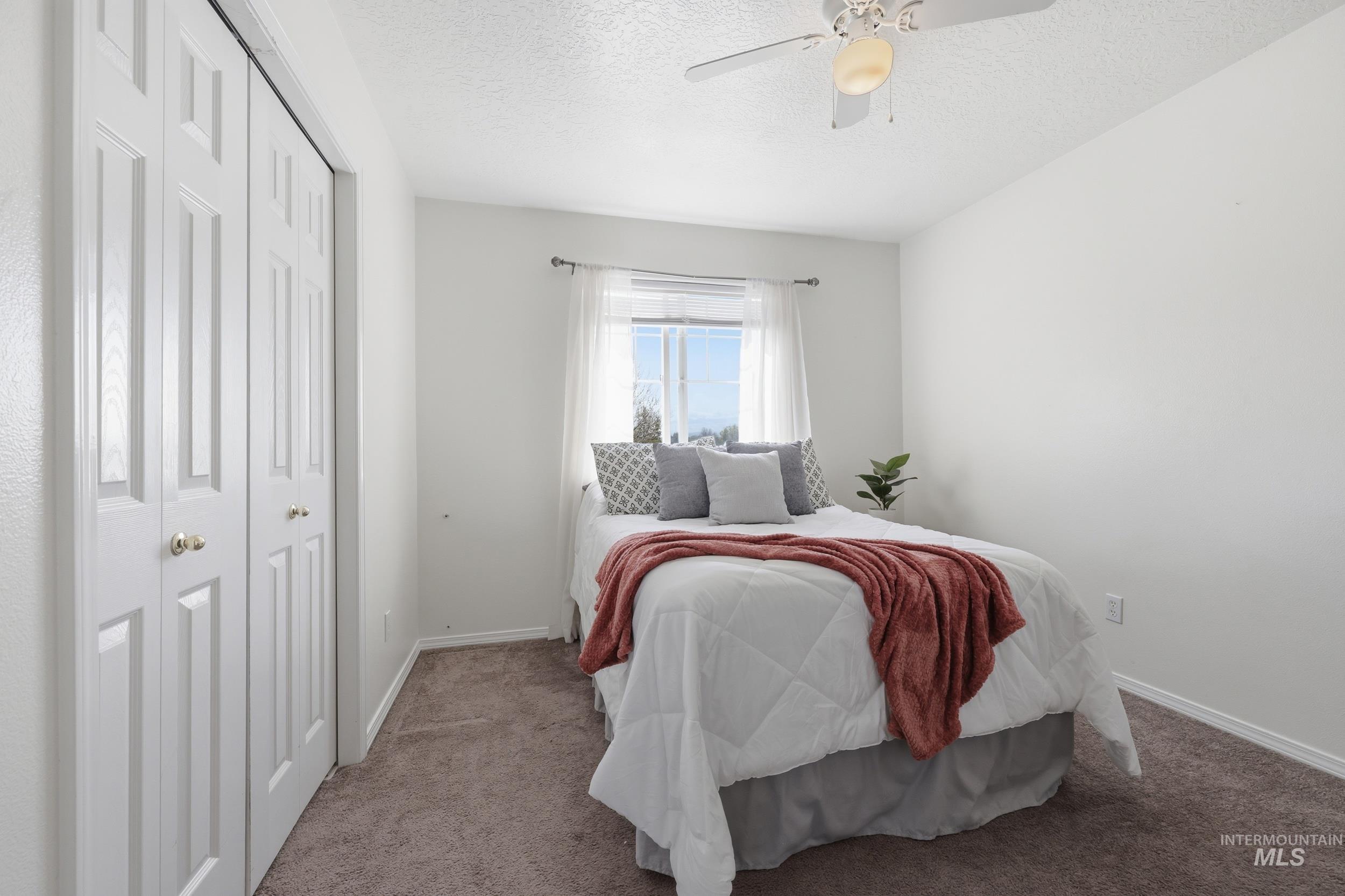 3700 E Sandyford Ave, Nampa, Idaho 83686, 4 Bedrooms, 2.5 Bathrooms, Residential For Sale, Price $407,500,MLS 98983793