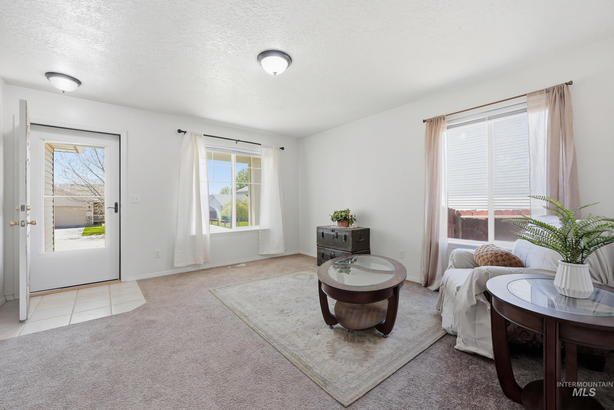 3700 E Sandyford Ave, Nampa, Idaho 83686, 4 Bedrooms, 2.5 Bathrooms, Residential For Sale, Price $407,500,MLS 98983793