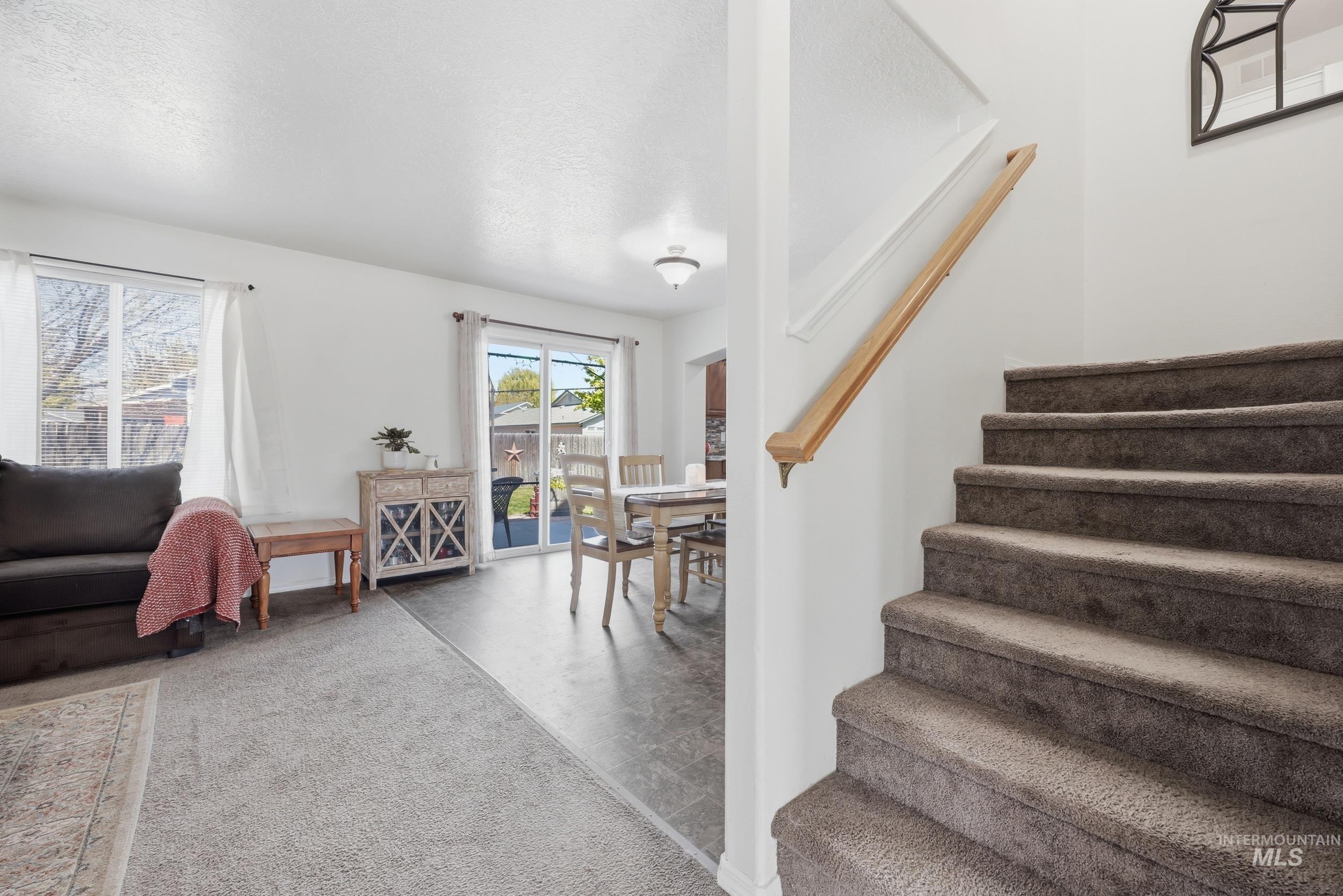 3700 E Sandyford Ave, Nampa, Idaho 83686, 4 Bedrooms, 2.5 Bathrooms, Residential For Sale, Price $407,500,MLS 98983793