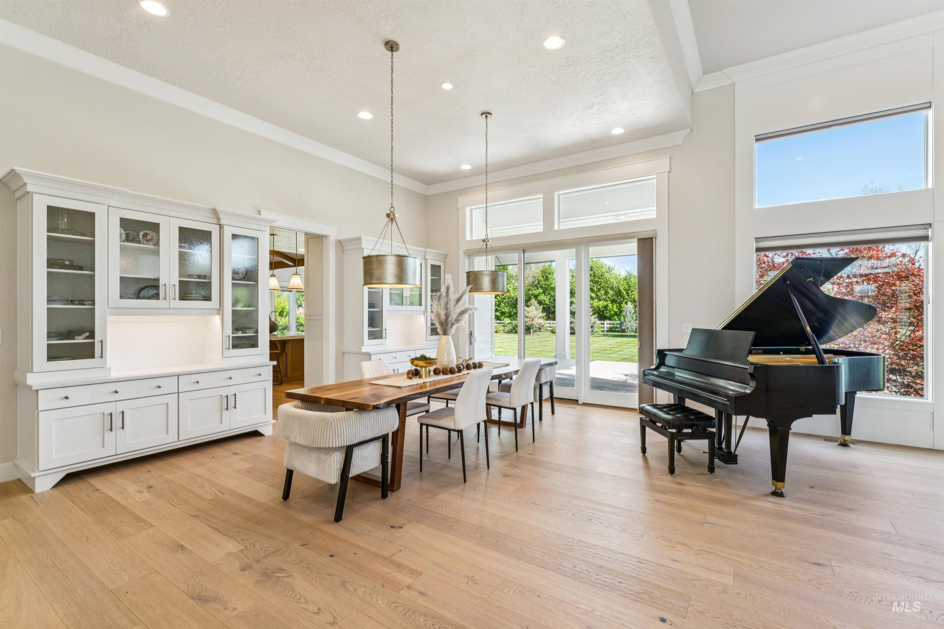 4250 W Sugarberry Ct, Eagle, Idaho 83616-7266, 5 Bedrooms, 3 Bathrooms, Residential For Sale, Price $2,875,000,MLS 98983794
