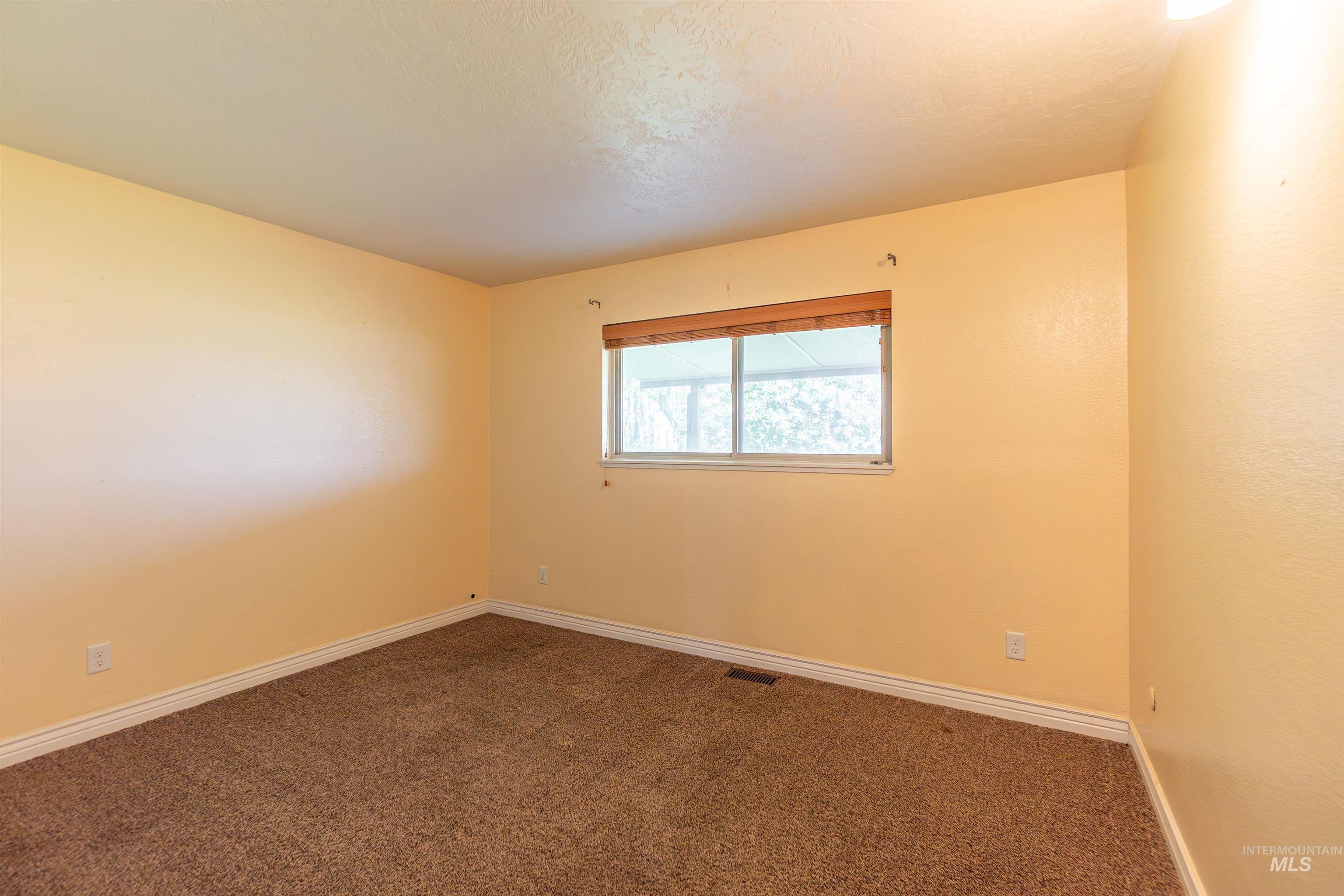 26375 Peckham Rd., Wilder, Idaho 83676, 4 Bedrooms, 2 Bathrooms, Residential For Sale, Price $575,000,MLS 98983795