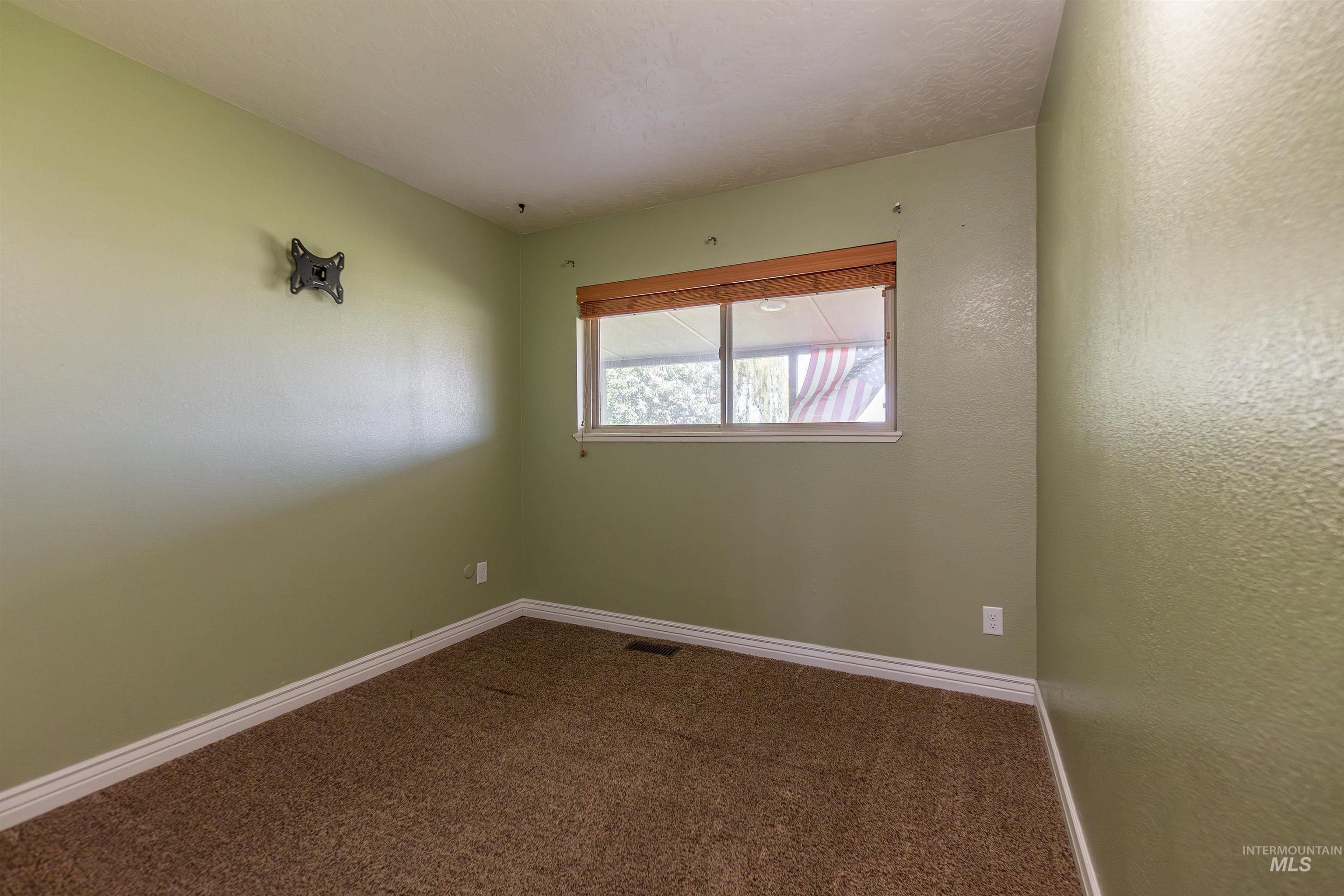 26375 Peckham Rd., Wilder, Idaho 83676, 4 Bedrooms, 2 Bathrooms, Residential For Sale, Price $575,000,MLS 98983795