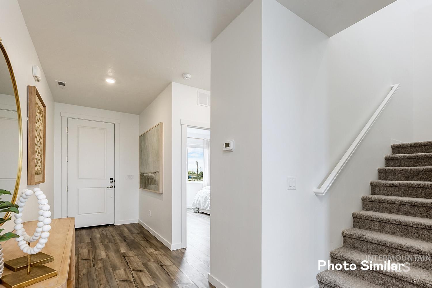 8957 W Inspirado St, Meridian, Idaho 83646, 5 Bedrooms, 3 Bathrooms, Residential For Sale, Price $566,900,MLS 98983798