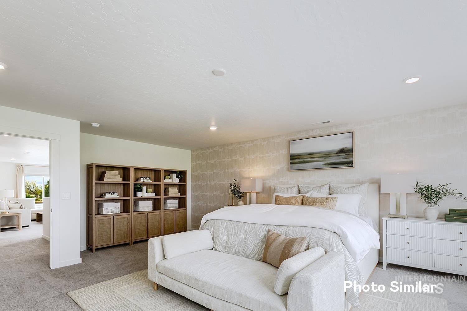 8957 W Inspirado St, Meridian, Idaho 83646, 5 Bedrooms, 3 Bathrooms, Residential For Sale, Price $566,900,MLS 98983798