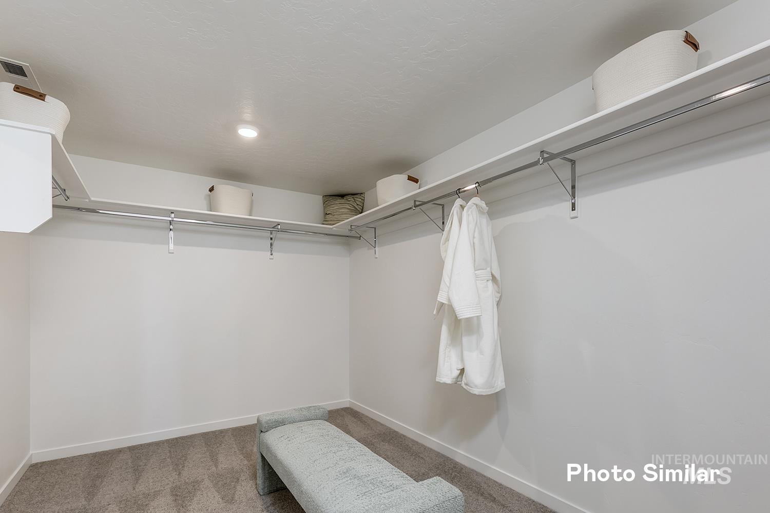 8957 W Inspirado St, Meridian, Idaho 83646, 5 Bedrooms, 3 Bathrooms, Residential For Sale, Price $566,900,MLS 98983798