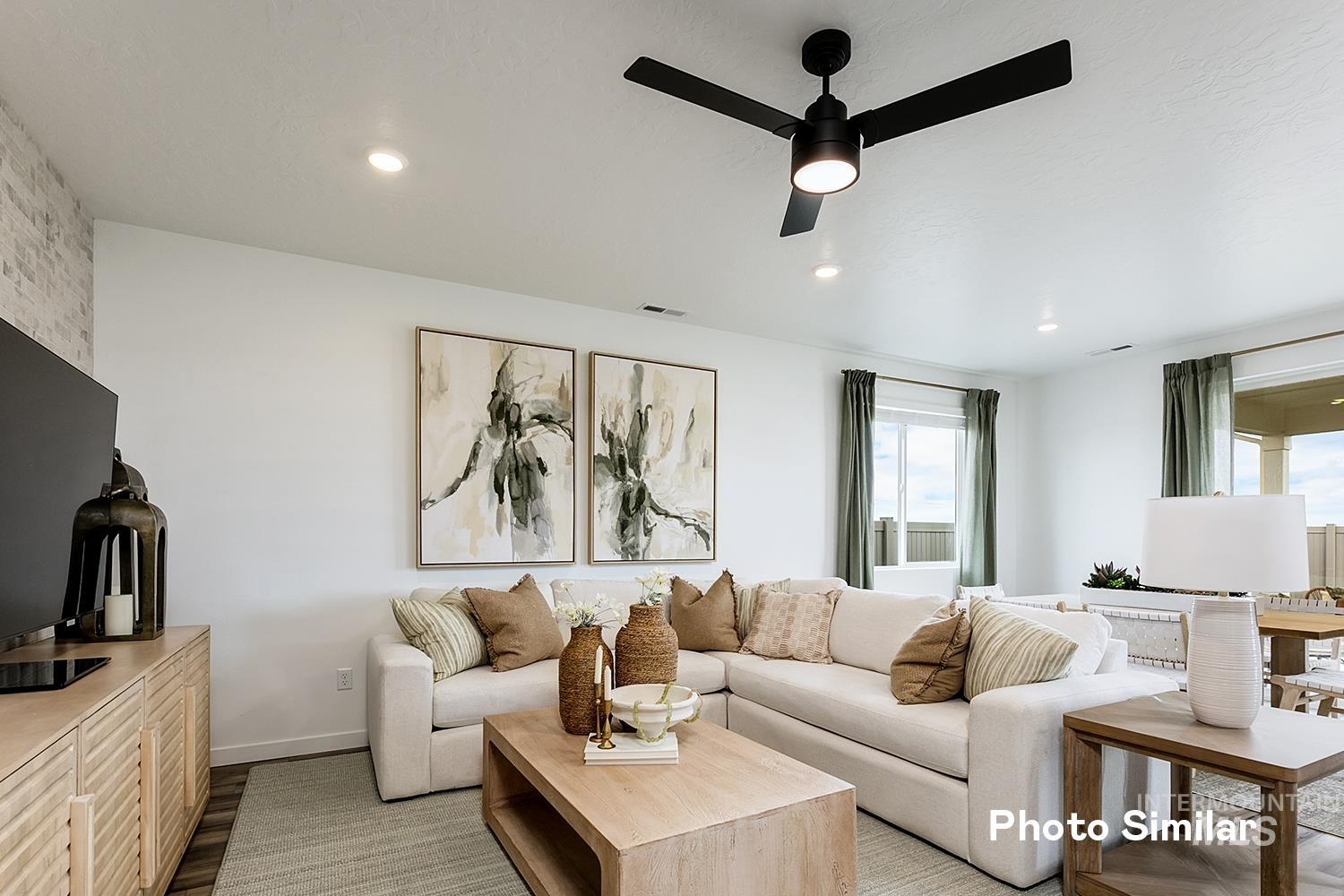 8957 W Inspirado St, Meridian, Idaho 83646, 5 Bedrooms, 3 Bathrooms, Residential For Sale, Price $566,900,MLS 98983798