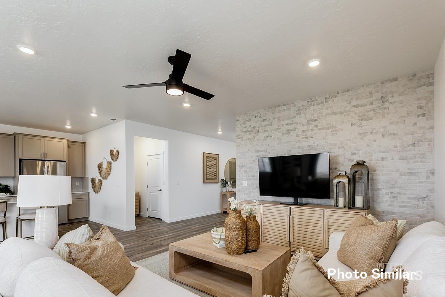 8957 W Inspirado St, Meridian, Idaho 83646, 5 Bedrooms, 3 Bathrooms, Residential For Sale, Price $566,900,MLS 98983798