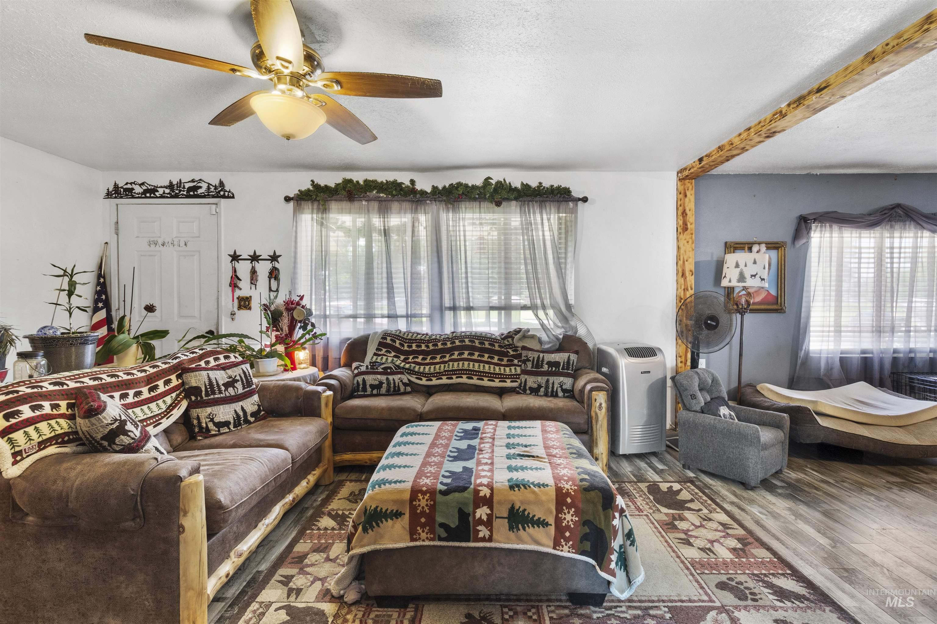 636 Main St N, Hansen, Idaho 83334, 3 Bedrooms, 2 Bathrooms, Residential For Sale, Price $305,000,MLS 98983799