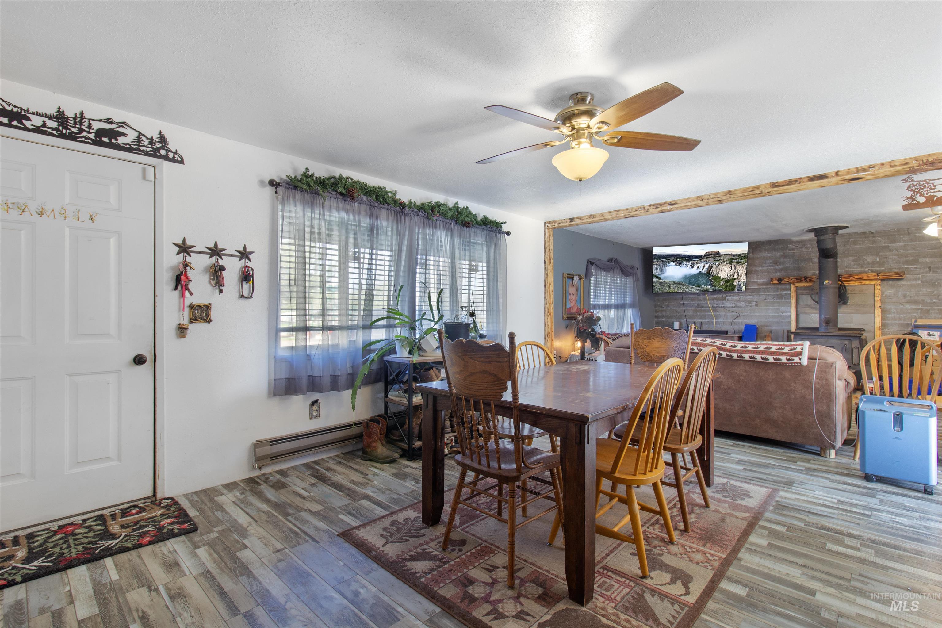 636 Main St N, Hansen, Idaho 83334, 3 Bedrooms, 2 Bathrooms, Residential For Sale, Price $310,000,MLS 98983799