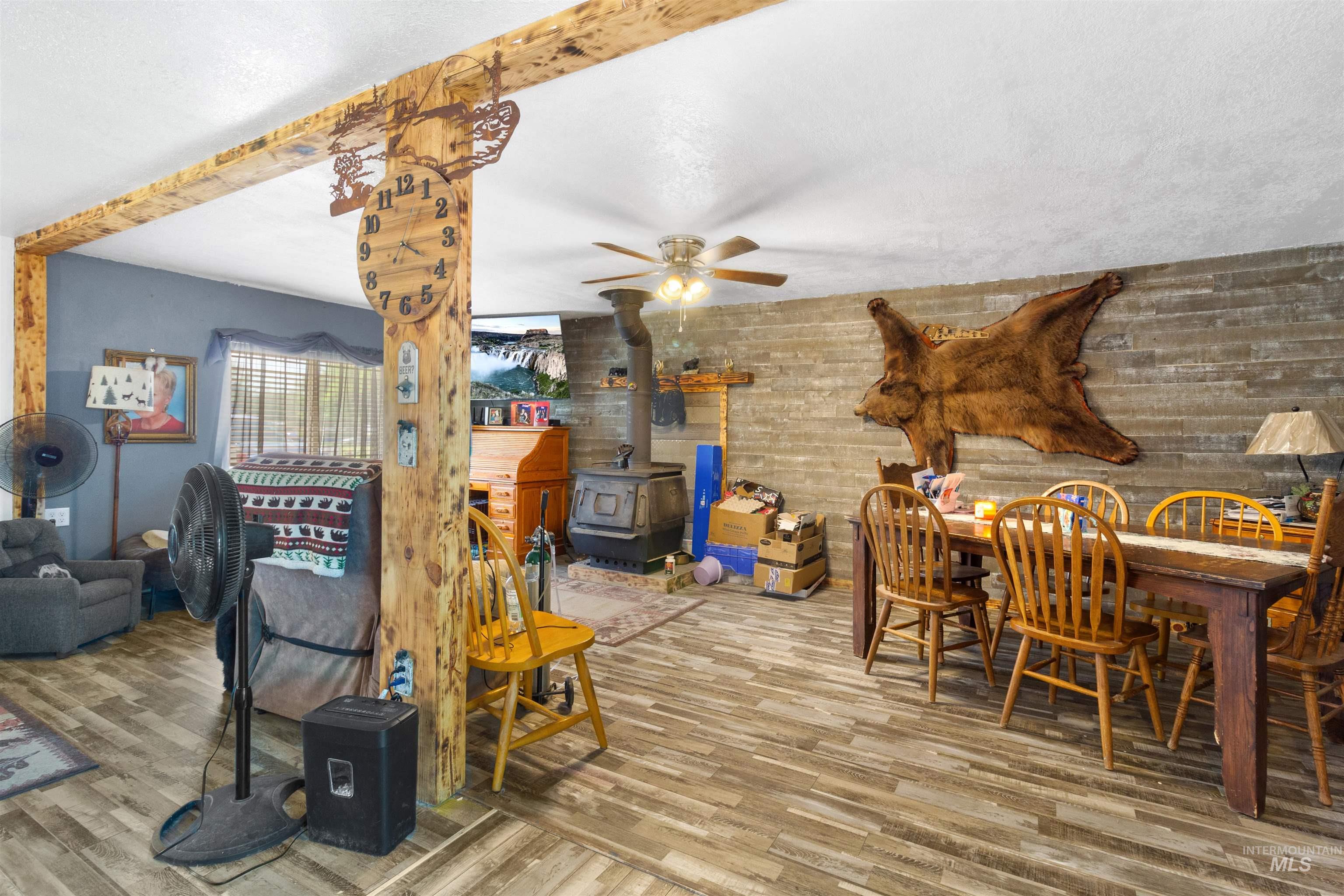 636 Main St N, Hansen, Idaho 83334, 3 Bedrooms, 2 Bathrooms, Residential For Sale, Price $305,000,MLS 98983799
