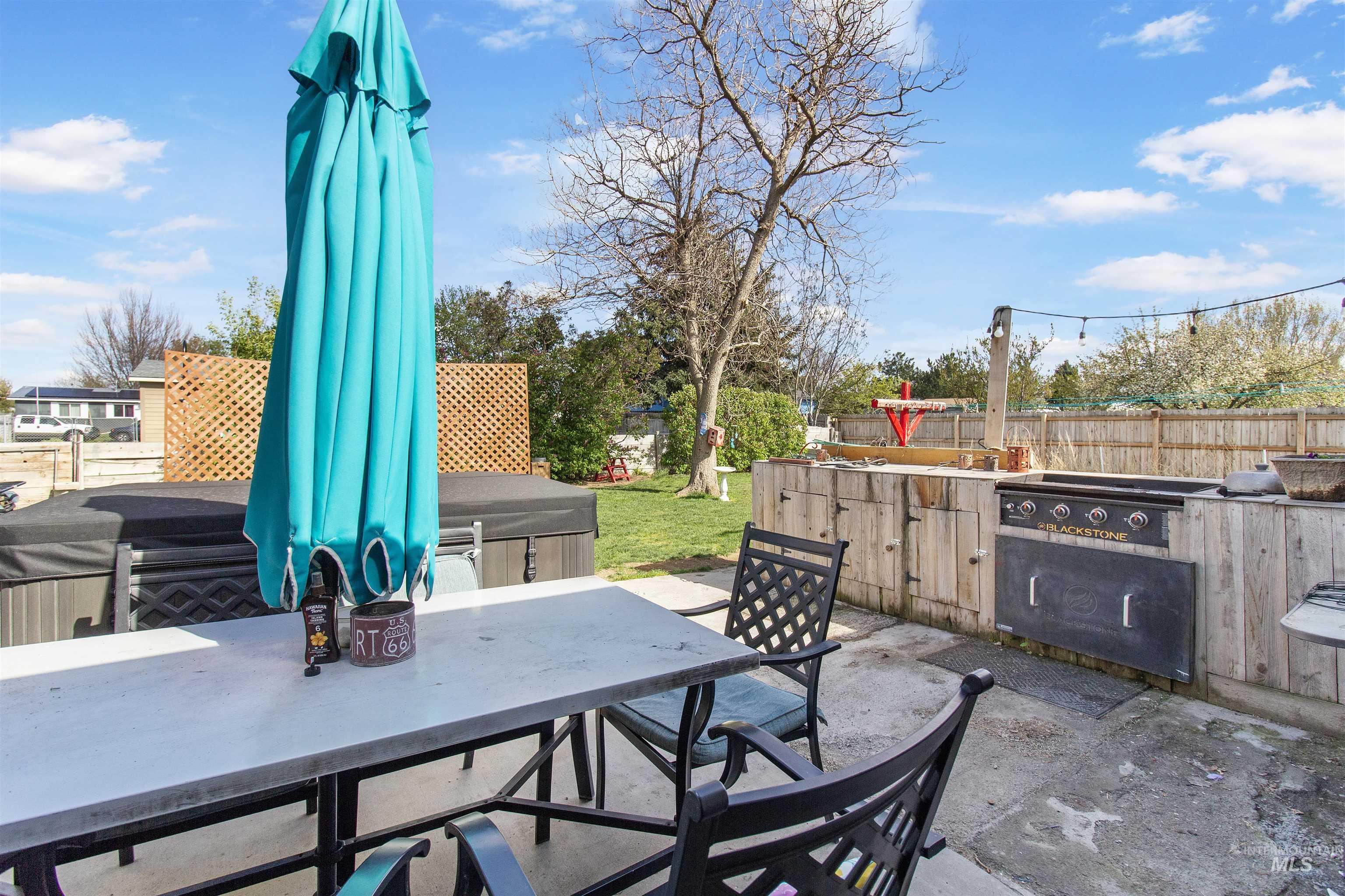 636 Main St N, Hansen, Idaho 83334, 3 Bedrooms, 2 Bathrooms, Residential For Sale, Price $310,000,MLS 98983799