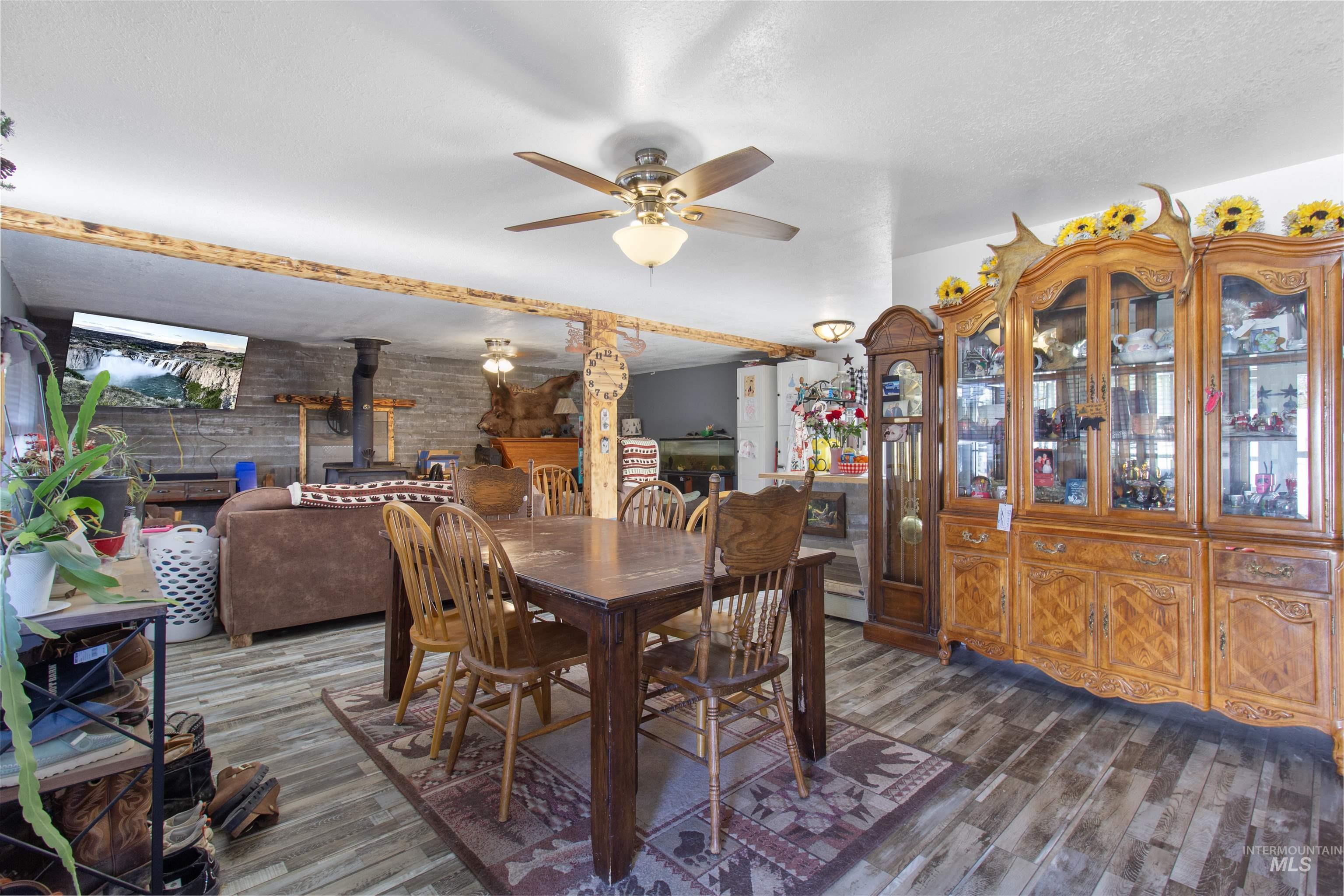 636 Main St N, Hansen, Idaho 83334, 3 Bedrooms, 2 Bathrooms, Residential For Sale, Price $305,000, 98983799