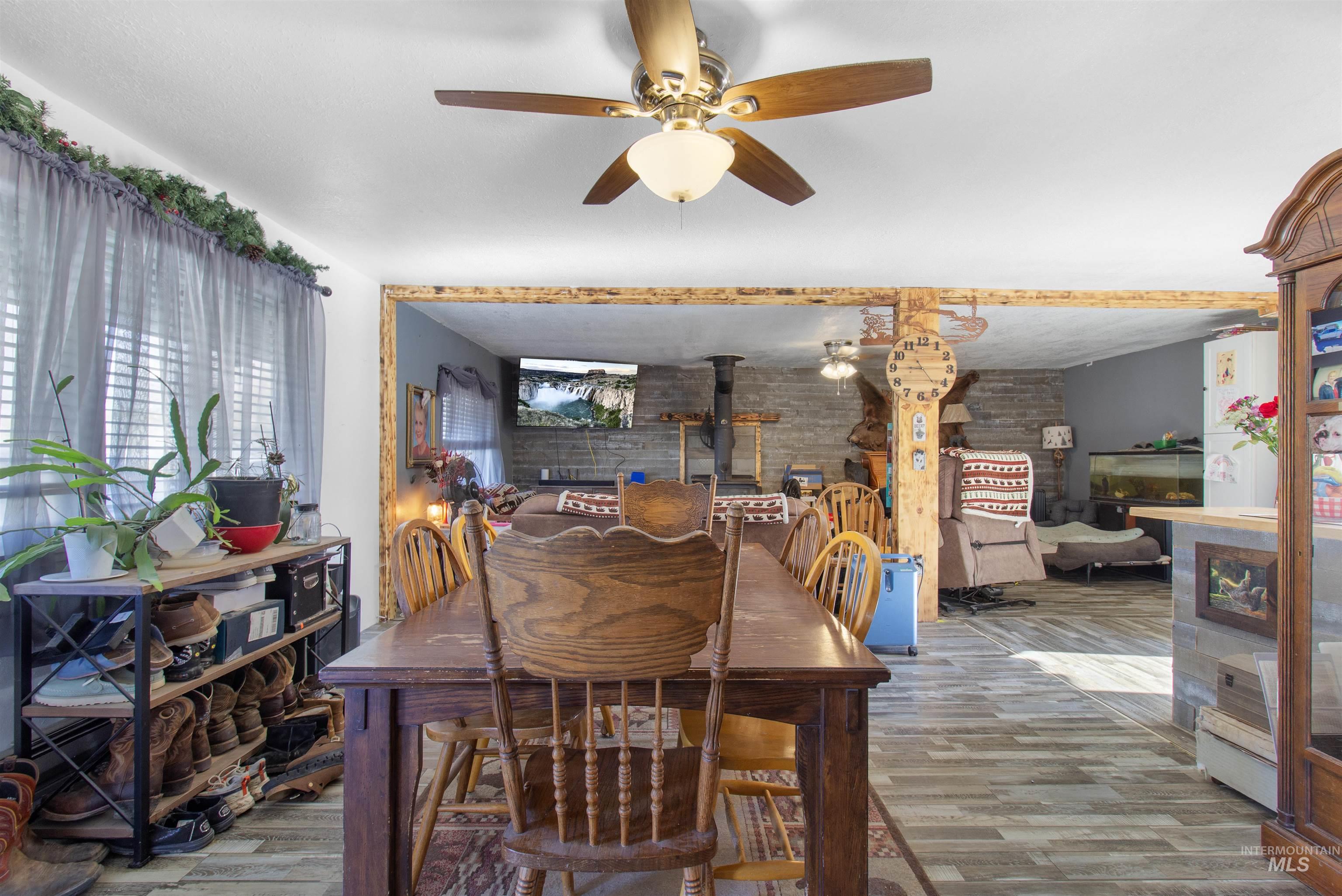 636 Main St N, Hansen, Idaho 83334, 3 Bedrooms, 2 Bathrooms, Residential For Sale, Price $305,000, 98983799