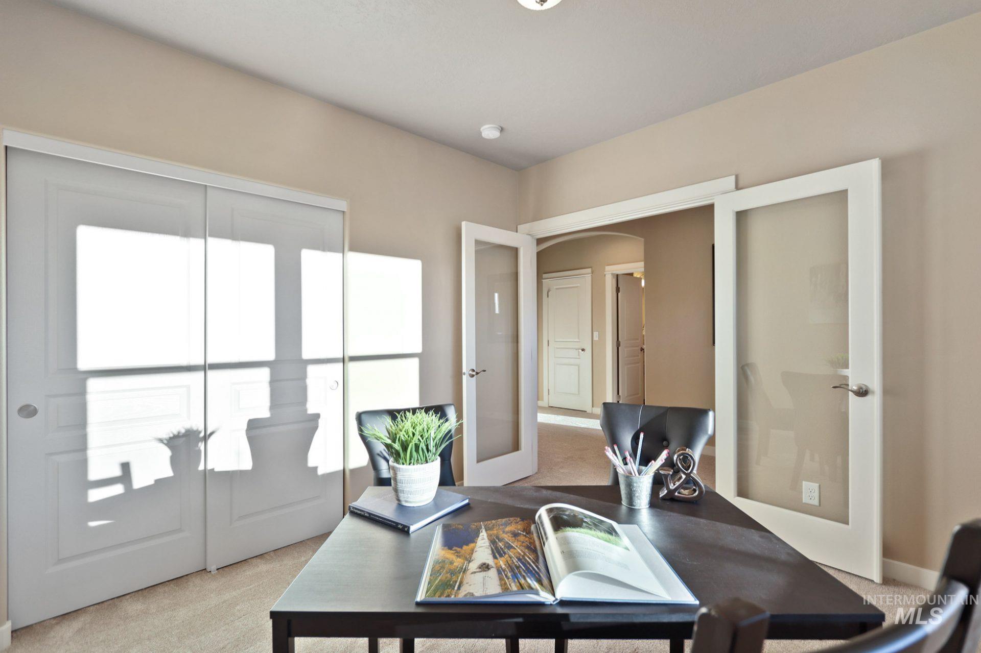 418 Lone Oak St., Middleton, Idaho 83644, 4 Bedrooms, 2 Bathrooms, Residential For Sale, Price $489,990, 98983802