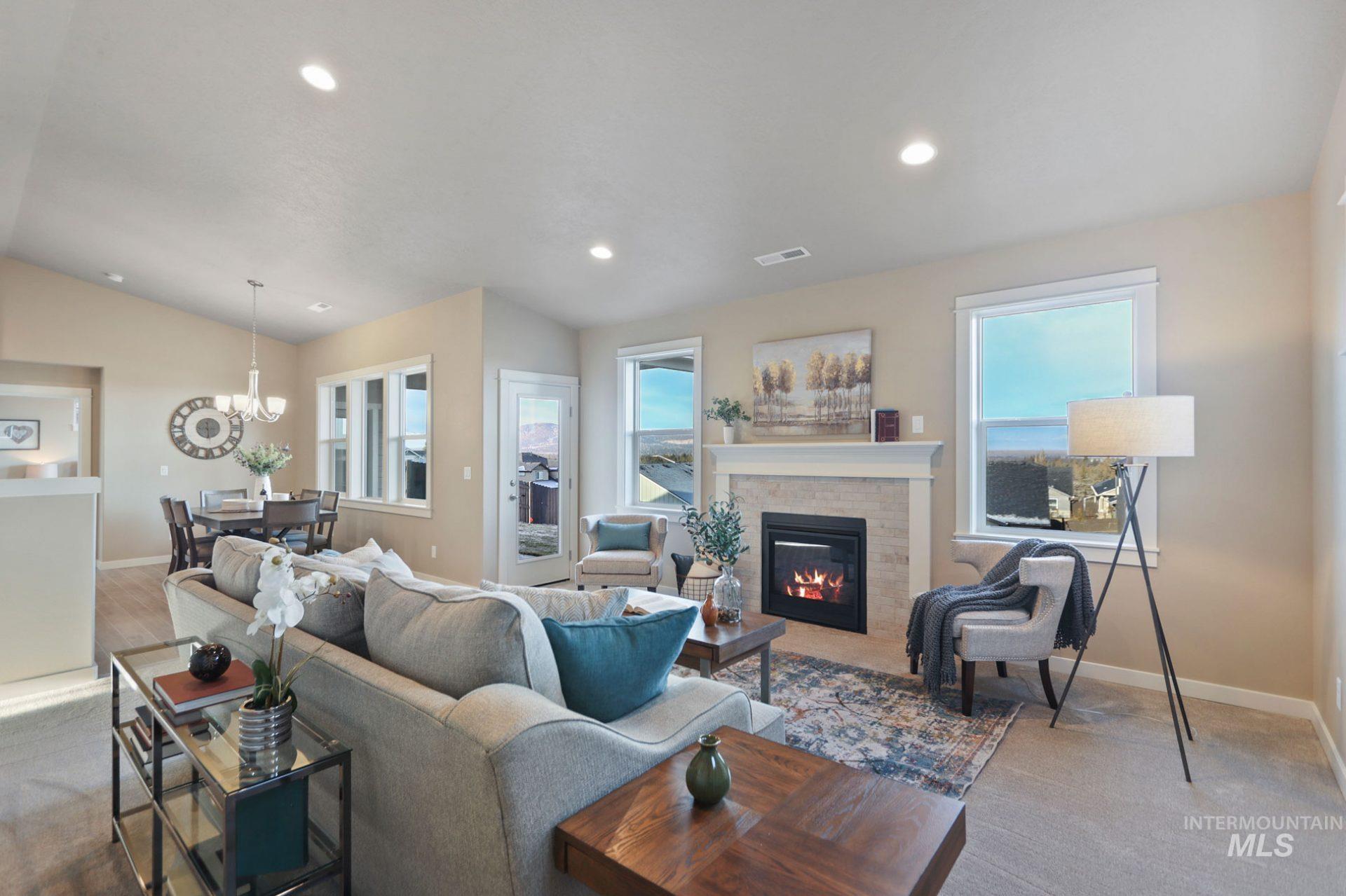 418 Lone Oak St., Middleton, Idaho 83644, 4 Bedrooms, 2 Bathrooms, Residential For Sale, Price $489,990, 98983802