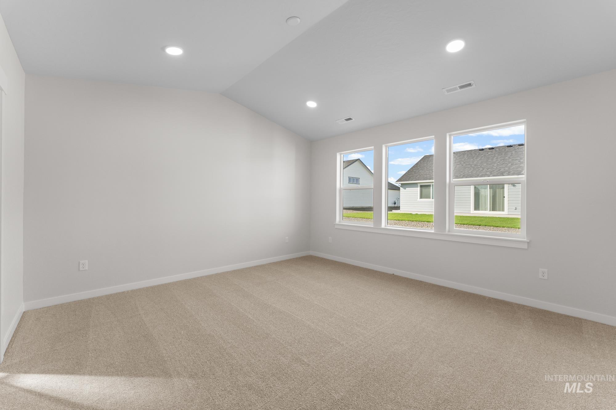 418 Lone Oak St., Middleton, Idaho 83644, 4 Bedrooms, 2 Bathrooms, Residential For Sale, Price $489,990,MLS 98983802