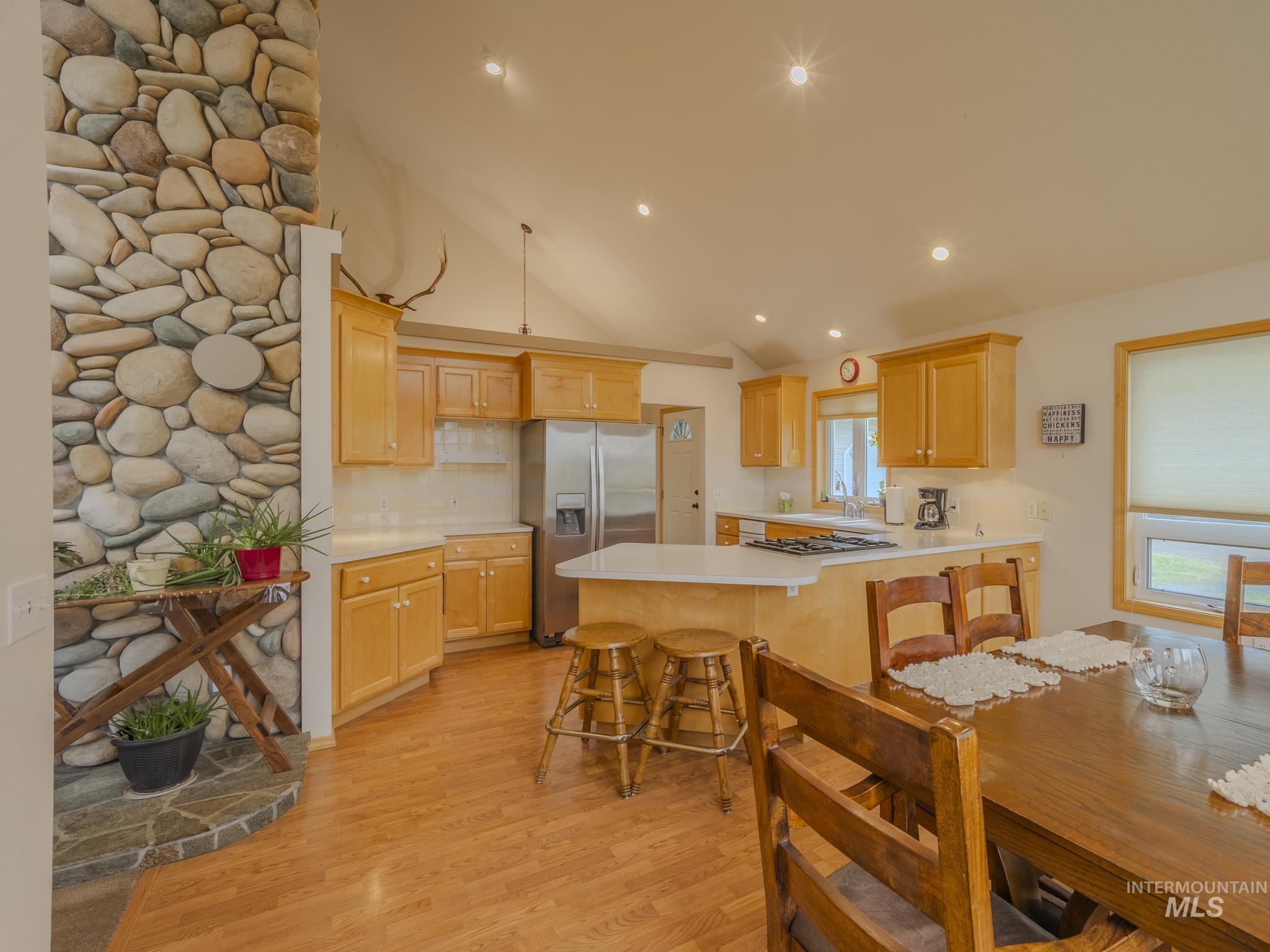 160 Buckhorn Road, White Bird, Idaho 83554, 3 Bedrooms, 3 Bathrooms, Residential For Sale, Price $629,000, 98983803