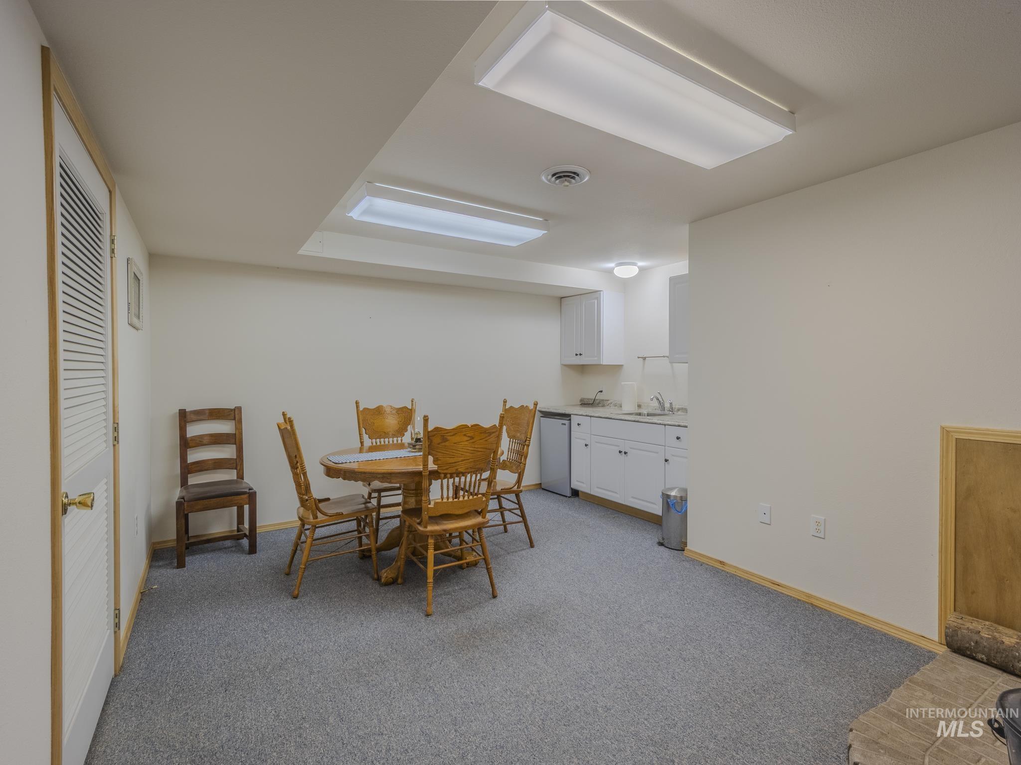 160 Buckhorn Road, White Bird, Idaho 83554, 3 Bedrooms, 3 Bathrooms, Residential For Sale, Price $629,000, 98983803