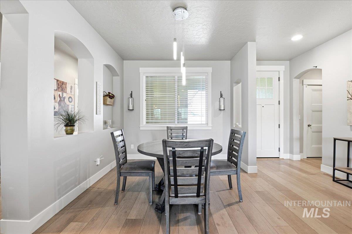 12649 S Transport Way, Nampa, Idaho 83686, 3 Bedrooms, 2 Bathrooms, Residential For Sale, Price $575,000, 98983804