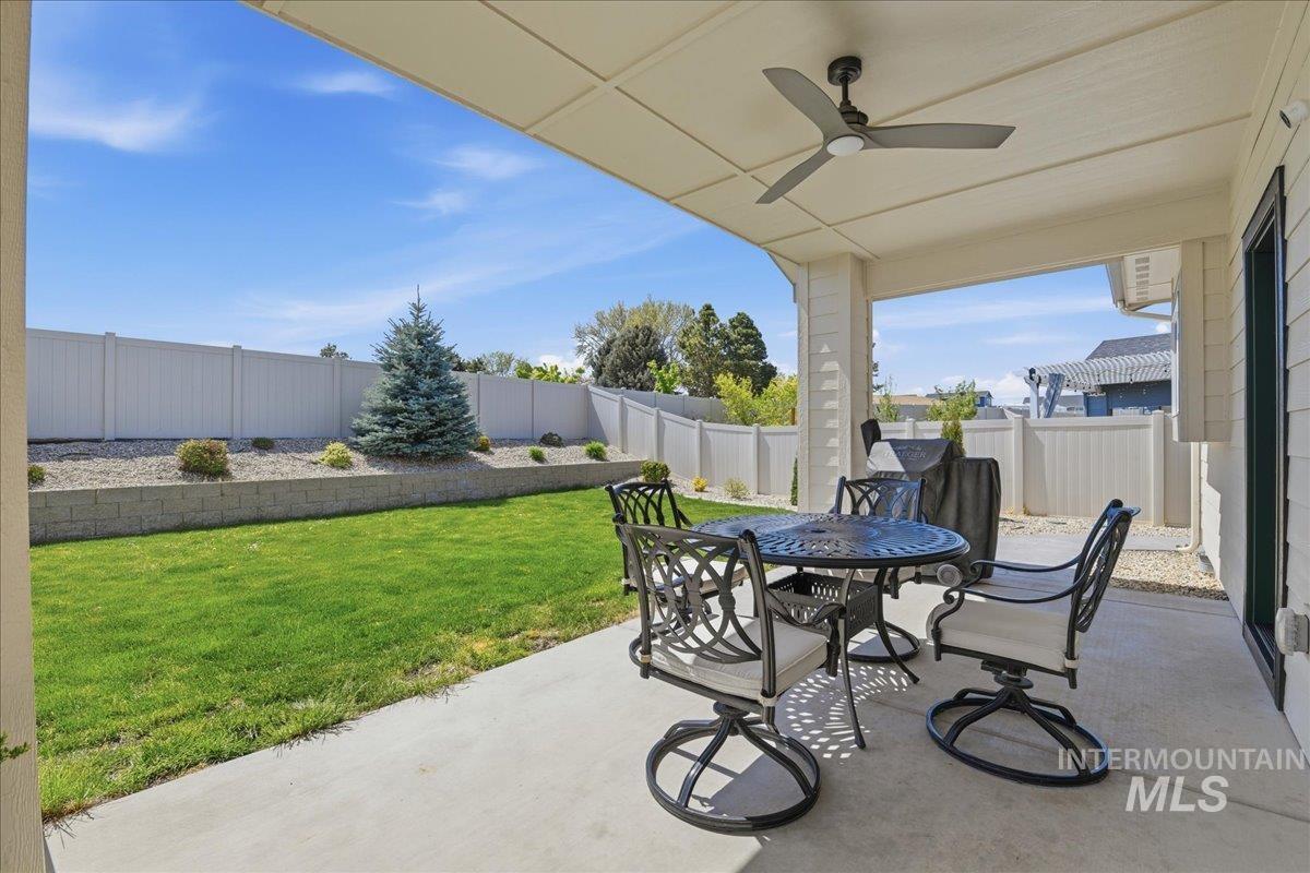 12649 S Transport Way, Nampa, Idaho 83686, 3 Bedrooms, 2 Bathrooms, Residential For Sale, Price $575,000, 98983804