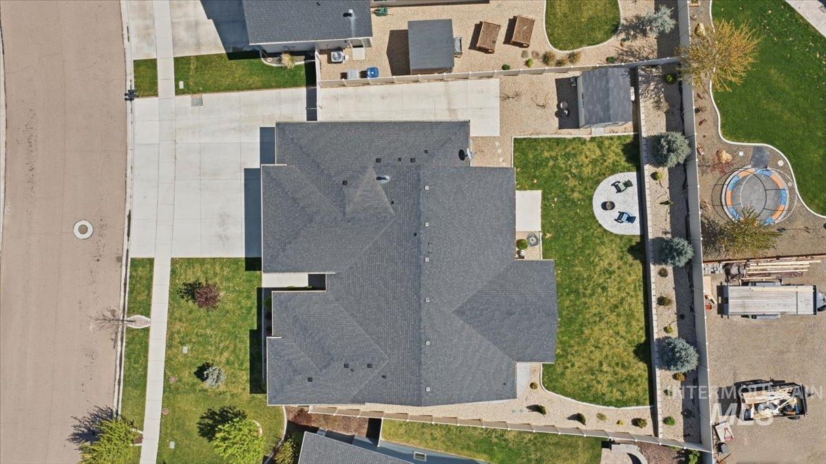 12649 S Transport Way, Nampa, Idaho 83686, 3 Bedrooms, 2 Bathrooms, Residential For Sale, Price $575,000, 98983804