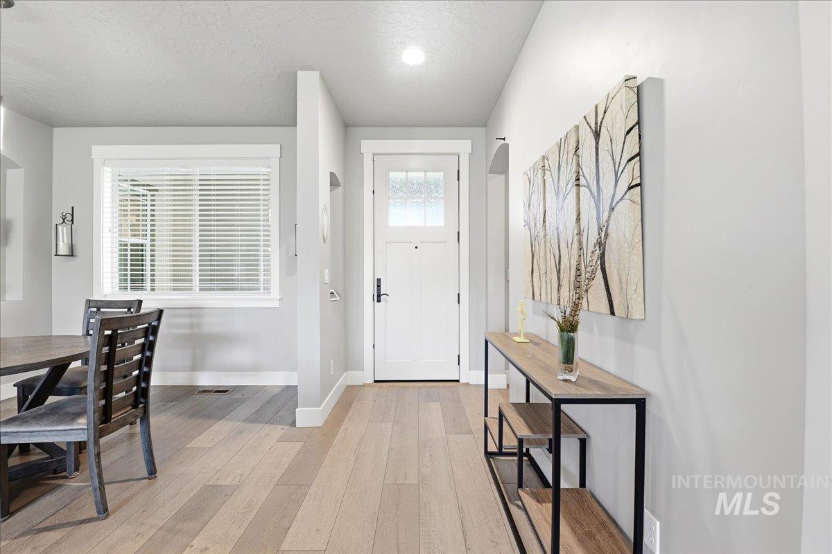 12649 S Transport Way, Nampa, Idaho 83686, 3 Bedrooms, 2 Bathrooms, Residential For Sale, Price $575,000, 98983804