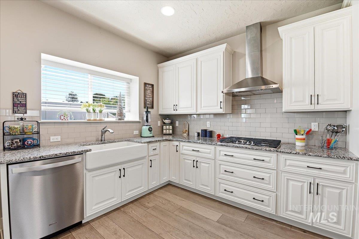 12649 S Transport Way, Nampa, Idaho 83686, 3 Bedrooms, 2 Bathrooms, Residential For Sale, Price $575,000, 98983804