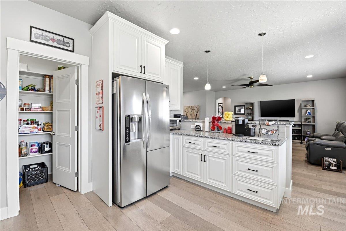 12649 S Transport Way, Nampa, Idaho 83686, 3 Bedrooms, 2 Bathrooms, Residential For Sale, Price $575,000, 98983804