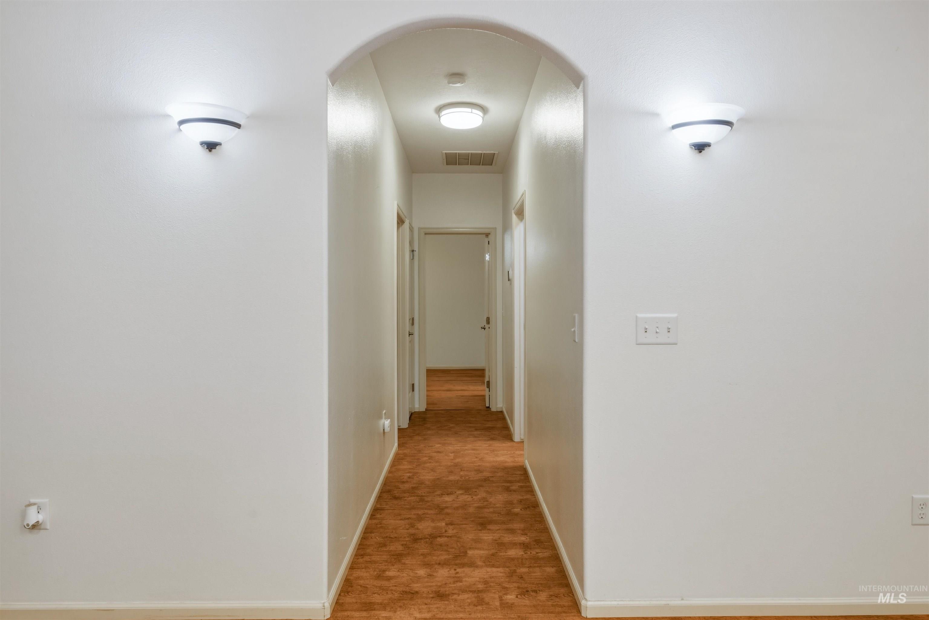 1239 N Victor Way, Meridian, Idaho 83642, 2 Bedrooms, 2 Bathrooms, Residential For Sale, Price $399,999,MLS 98983805