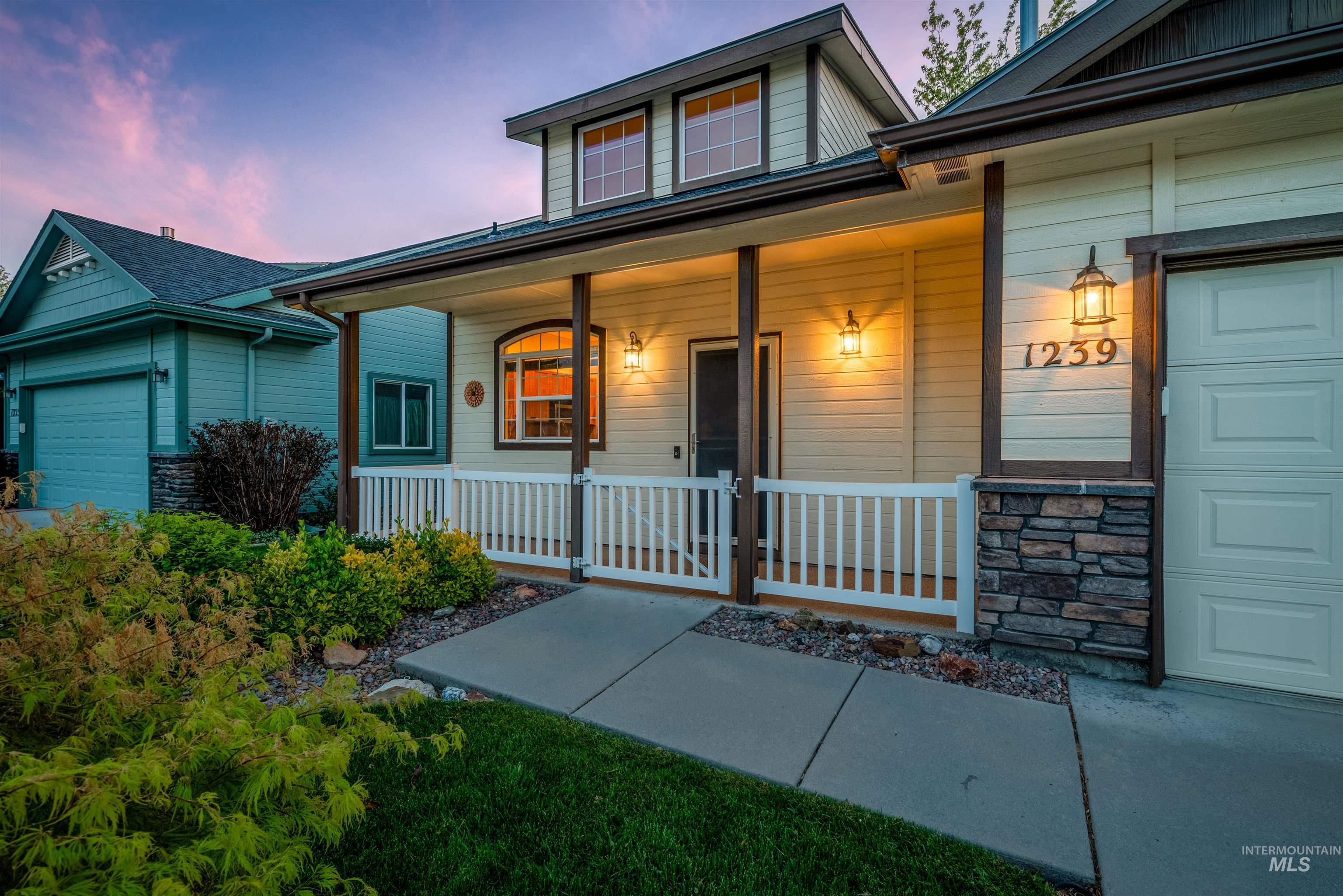 1239 N Victor Way, Meridian, Idaho 83642, 2 Bedrooms, 2 Bathrooms, Residential For Sale, Price $399,999,MLS 98983805
