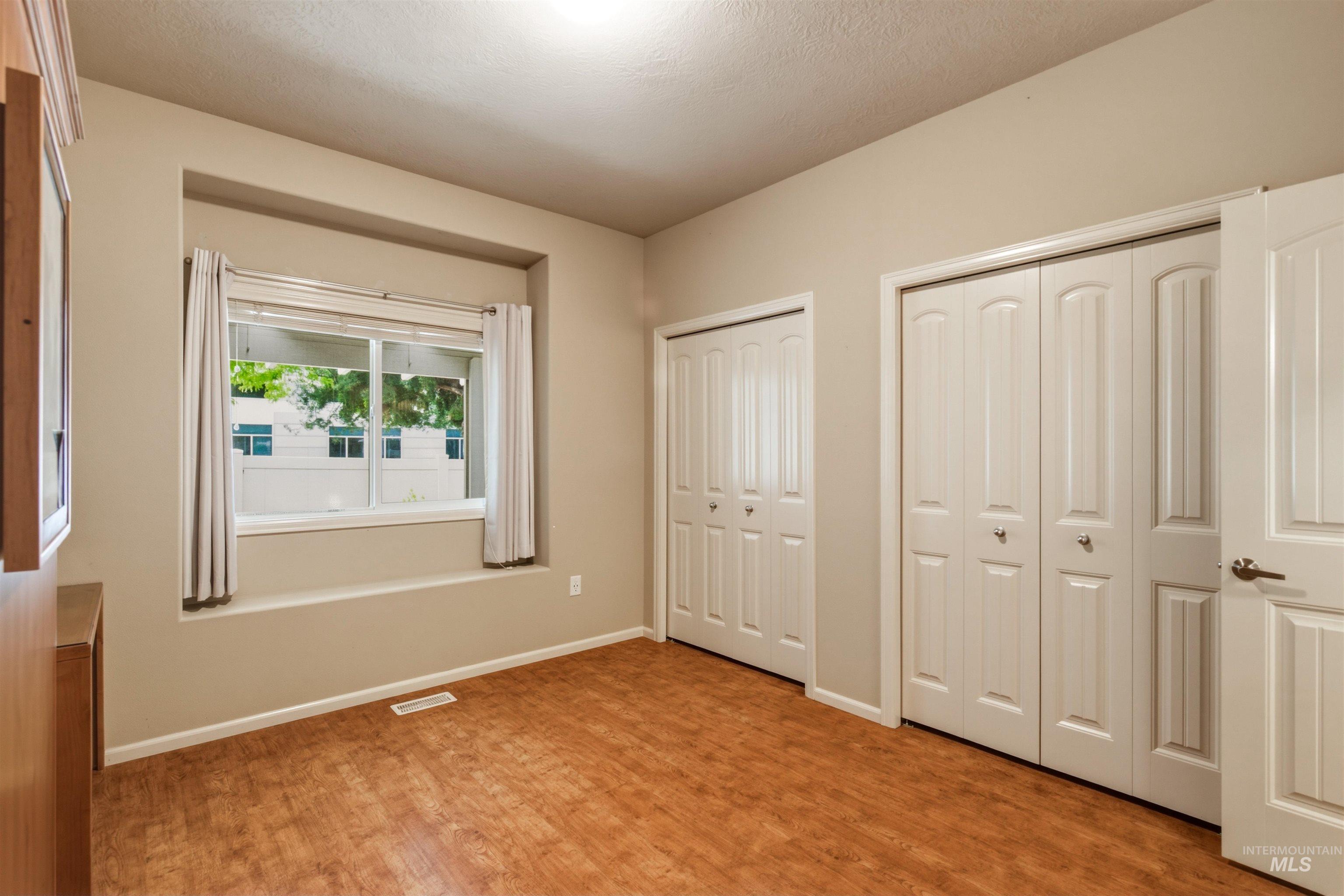 1239 N Victor Way, Meridian, Idaho 83642, 2 Bedrooms, 2 Bathrooms, Residential For Sale, Price $399,999,MLS 98983805