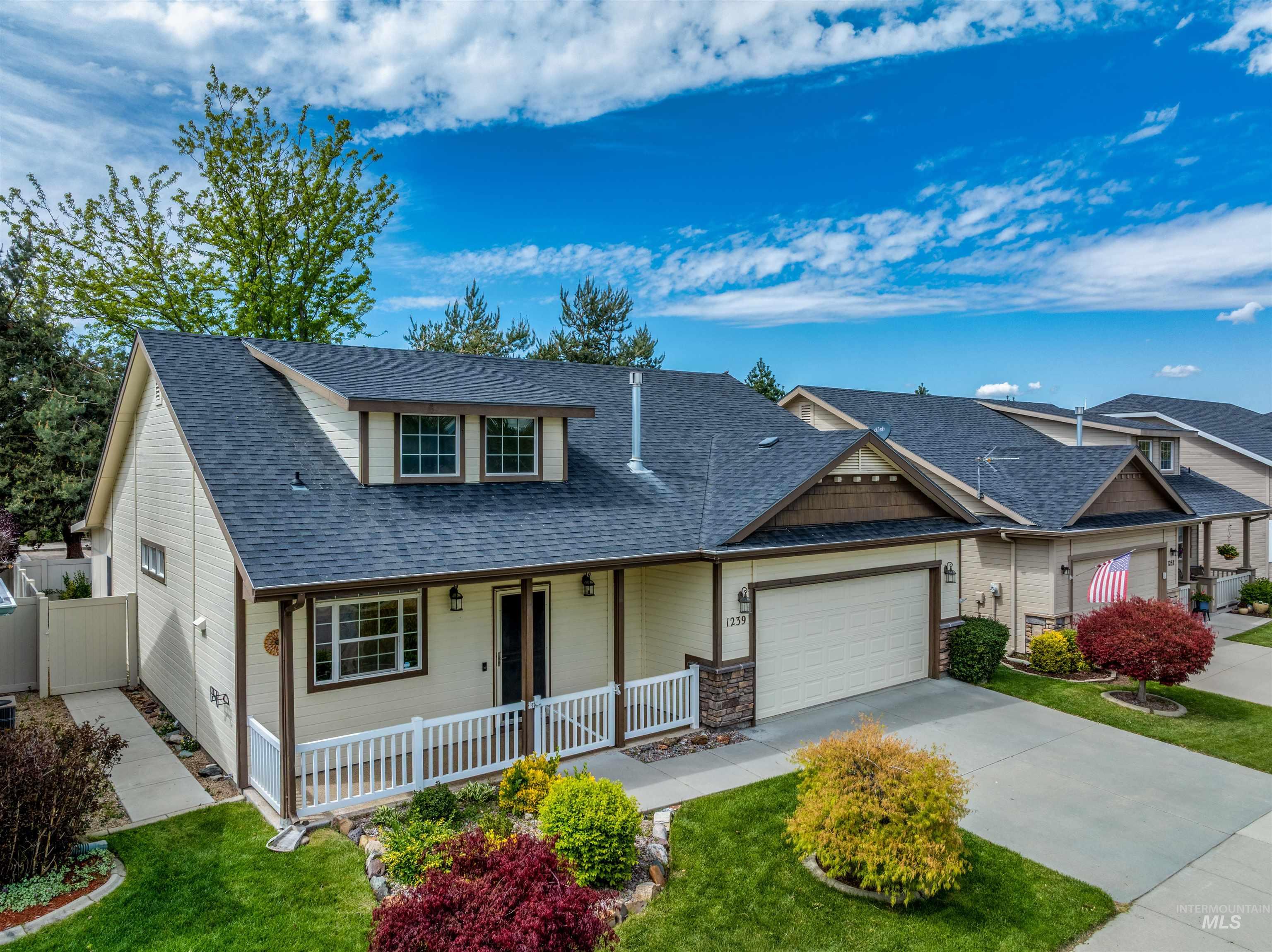 1239 N Victor Way, Meridian, Idaho 83642, 2 Bedrooms, 2 Bathrooms, Residential For Sale, Price $399,999,MLS 98983805