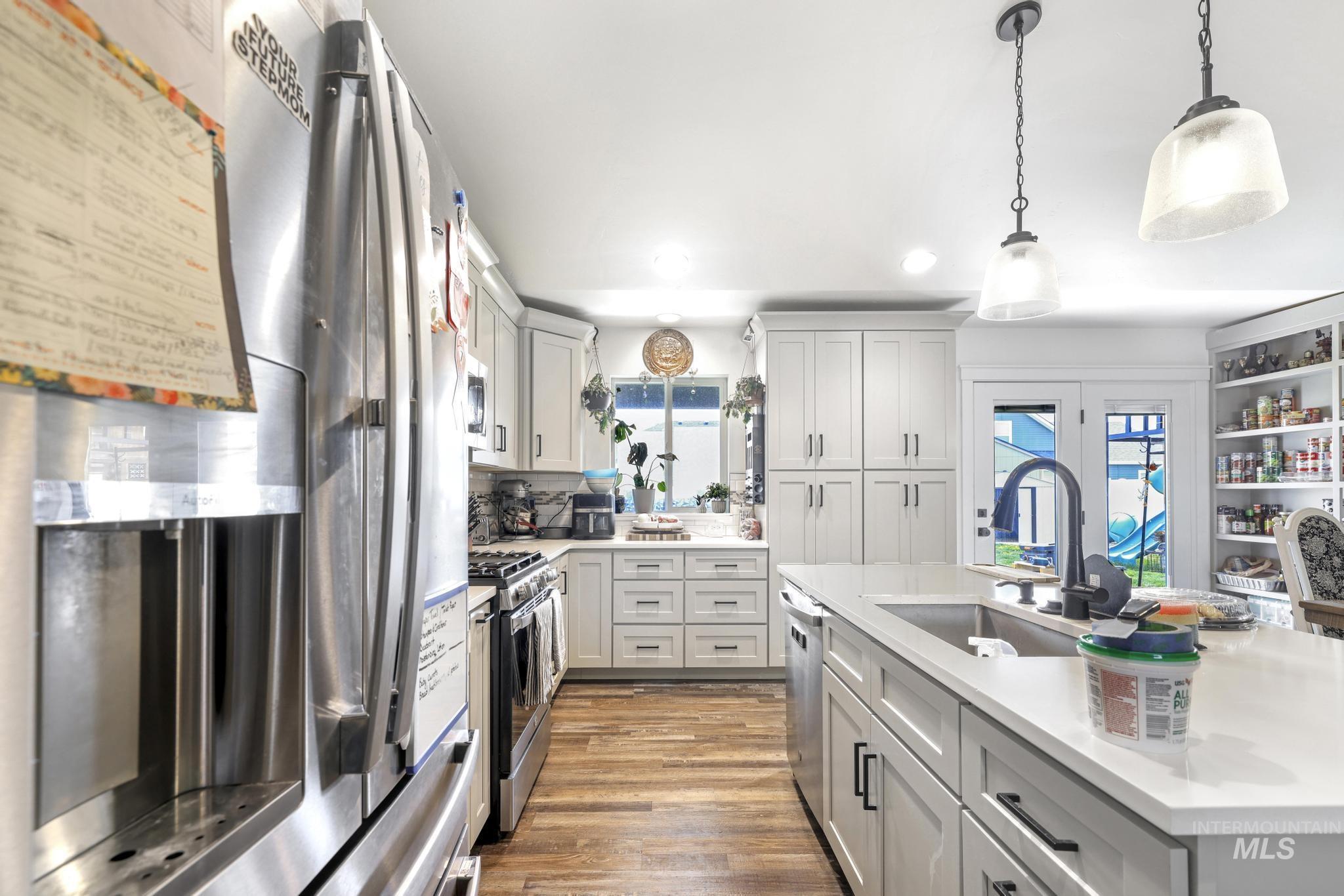 498 Jesse Ave, Twin Falls, Idaho 83301, 4 Bedrooms, 2 Bathrooms, Residential For Sale, Price $419,900, 98983806