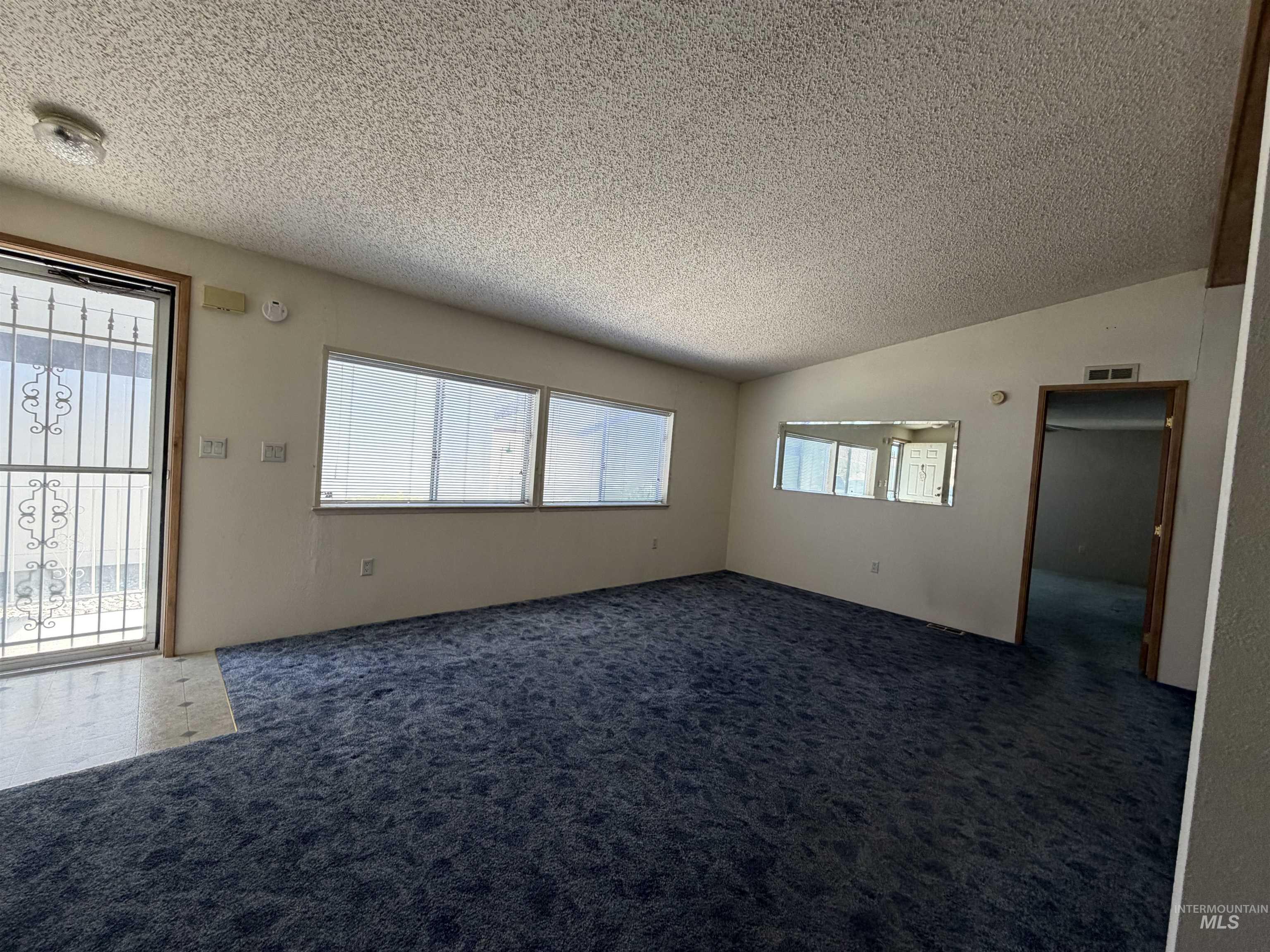 2714 Gold Harbor Dr, Caldwell, Idaho 83605, 3 Bedrooms, 2 Bathrooms, Residential For Sale, Price $269,500, 98983813