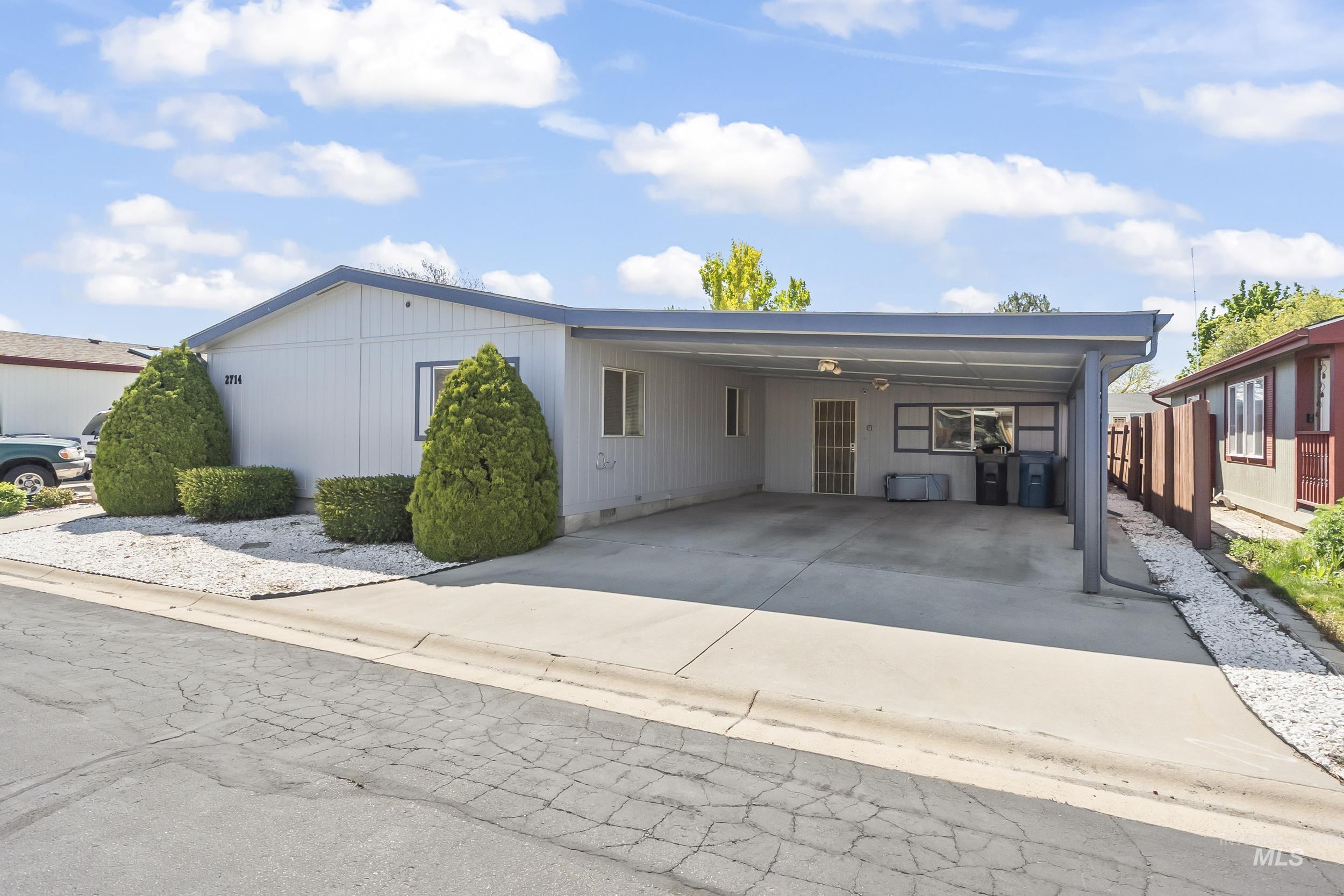 2714 Gold Harbor Dr, Caldwell, Idaho 83605, 3 Bedrooms, 2 Bathrooms, Residential For Sale, Price $269,000, 98983813