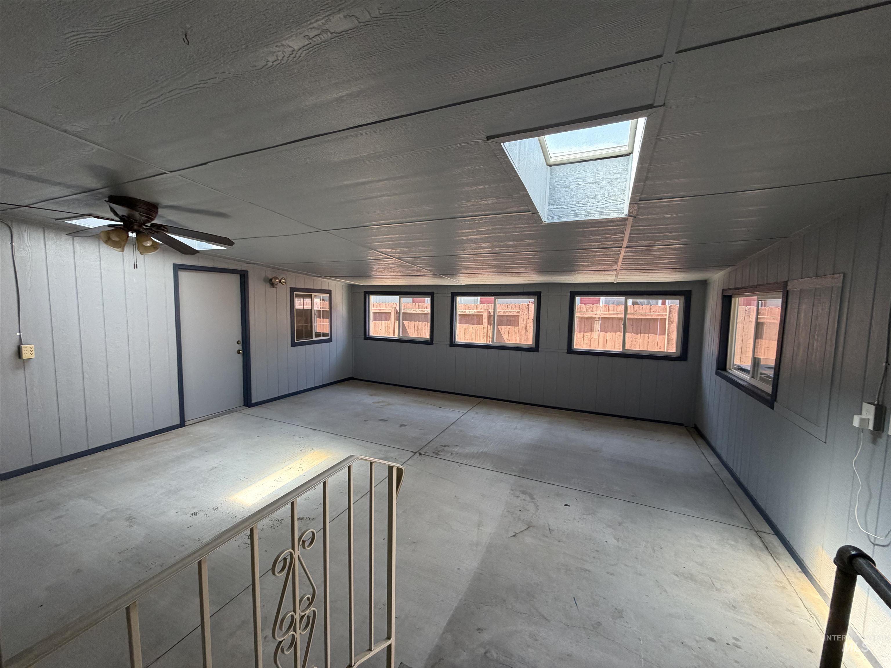 2714 Gold Harbor Dr, Caldwell, Idaho 83605, 3 Bedrooms, 2 Bathrooms, Residential For Sale, Price $269,500, 98983813