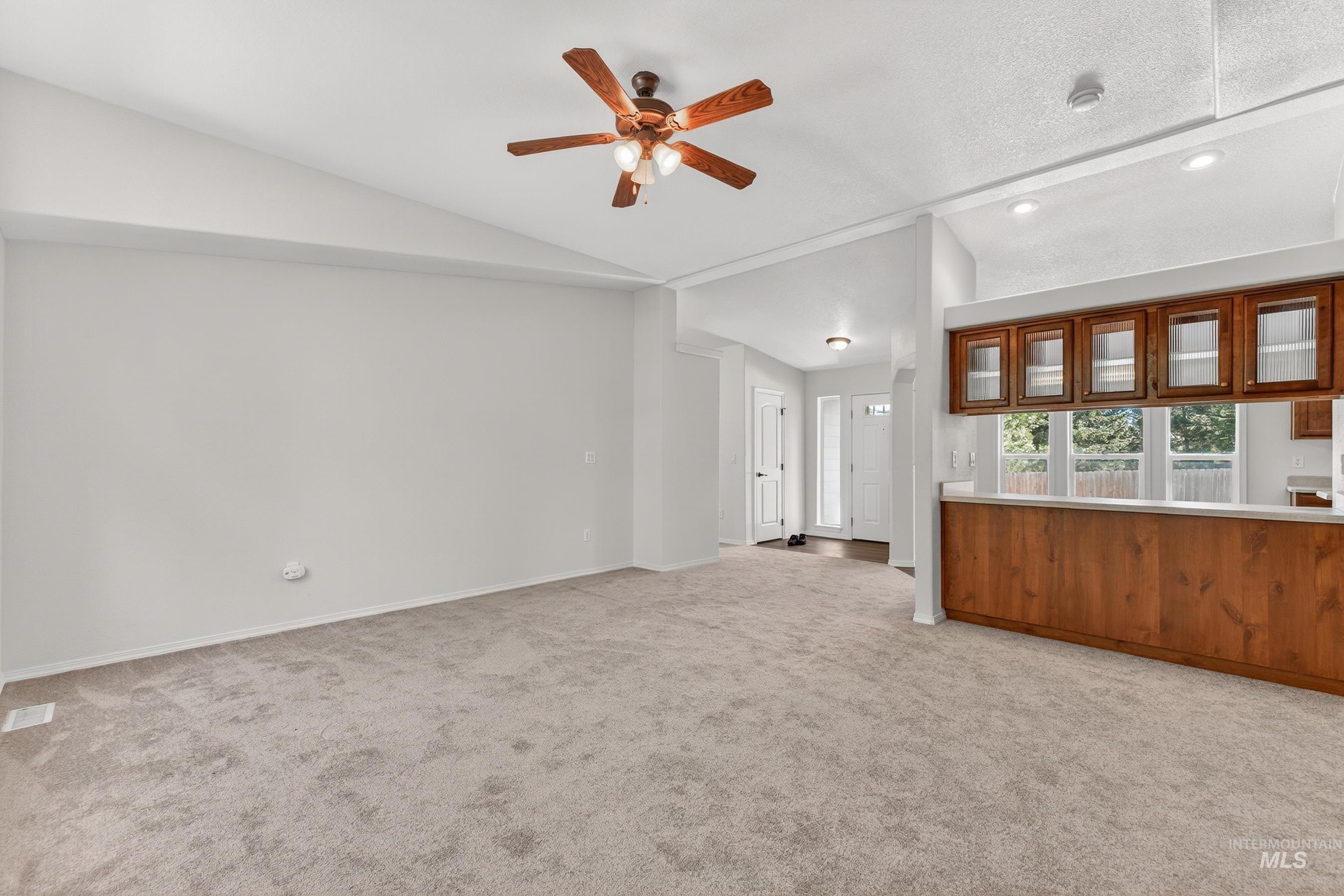 1649 Crown Point Pkwy, Cascade, Idaho 83611, 3 Bedrooms, 2 Bathrooms, Residential For Sale, Price $554,900, 98983815