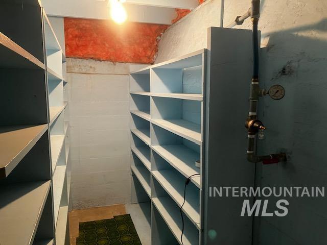 90 15th Street, Pomeroy, Washington 99347, 2 Bedrooms, 1 Bathroom, Residential For Sale, Price $205,000, 98983817