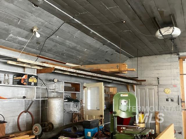 90 15th Street, Pomeroy, Washington 99347, 2 Bedrooms, 1 Bathroom, Residential For Sale, Price $205,000, 98983817