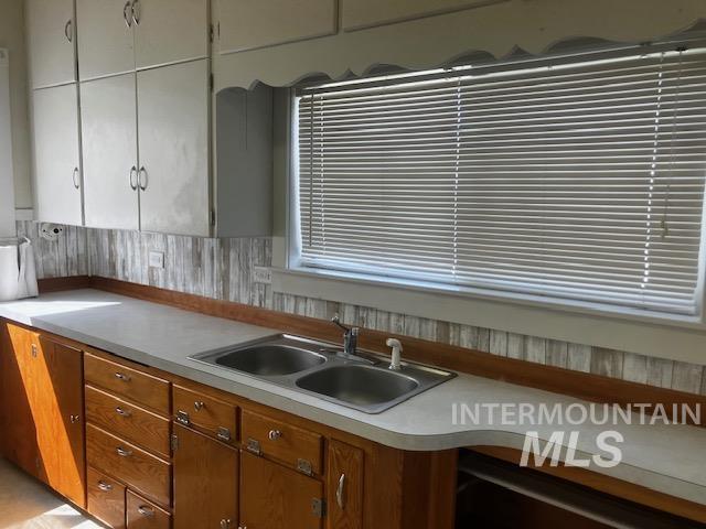 90 15th Street, Pomeroy, Washington 99347, 2 Bedrooms, 1 Bathroom, Residential For Sale, Price $205,000, 98983817