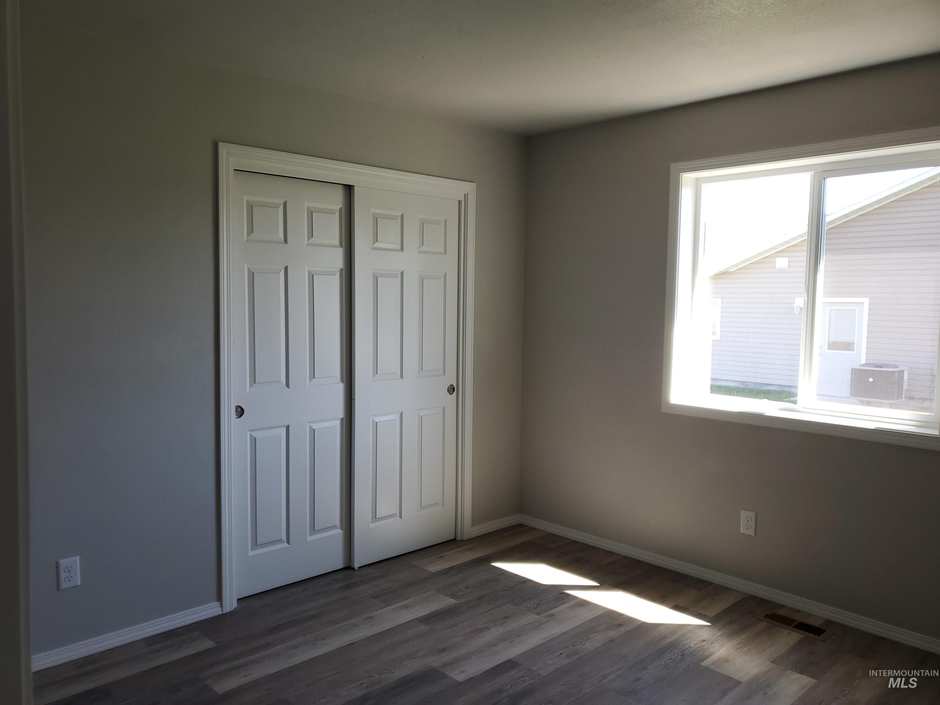 569 W 7th Ave, Wendell, Idaho 83338, 3 Bedrooms, 2 Bathrooms, Residential For Sale, Price $310,000, 98983820