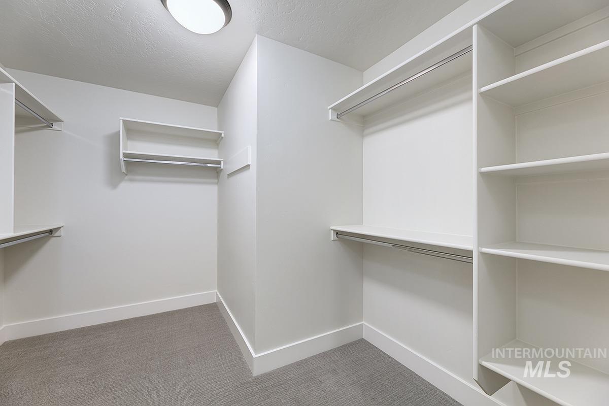 7086 S Cascabel Lane, Meridian, Idaho 83642, 3 Bedrooms, 2 Bathrooms, Residential For Sale, Price $516,800, 98983824