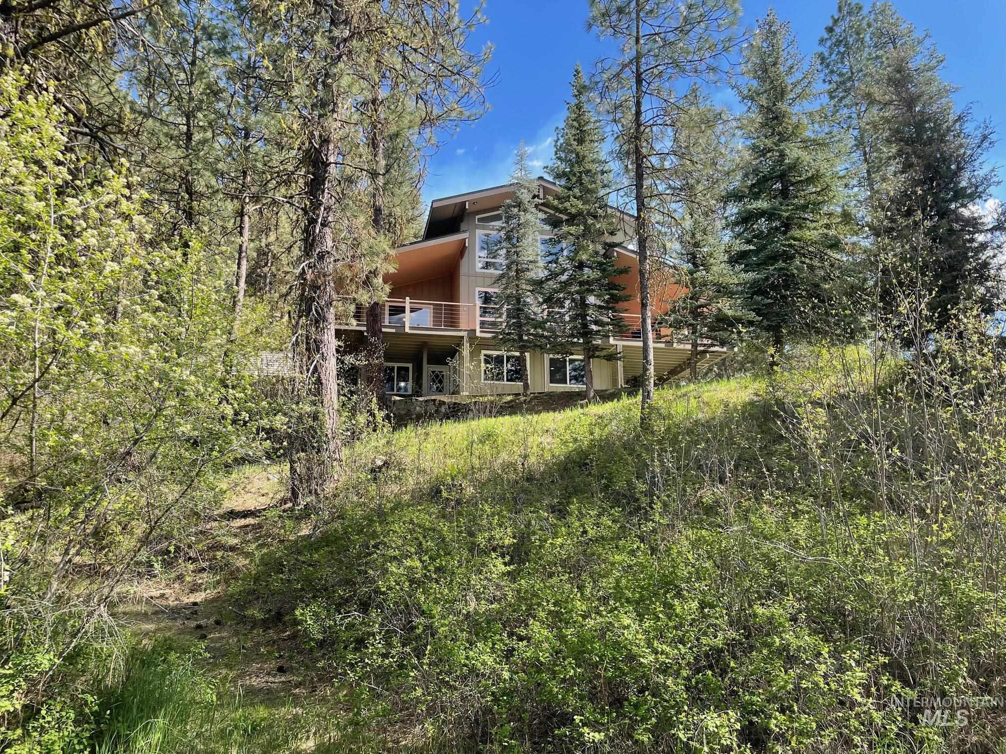 13 Brittany Lane, Garden Valley, Idaho 83622, 3 Bedrooms, 3.5 Bathrooms, Residential For Sale, Price $1,100,000, 98983827