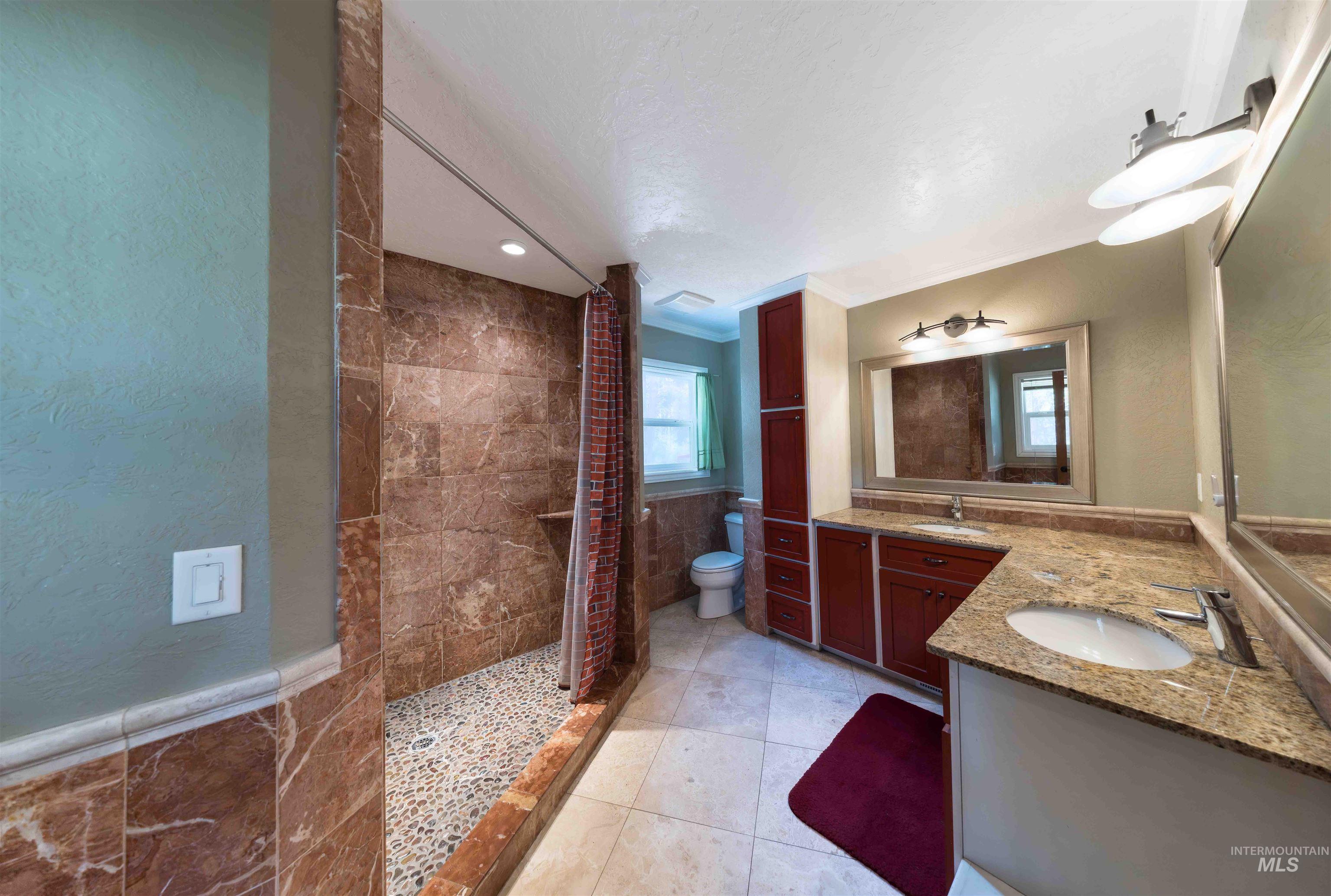 13 Brittany Lane, Garden Valley, Idaho 83622, 3 Bedrooms, 3.5 Bathrooms, Residential For Sale, Price $1,100,000, 98983827