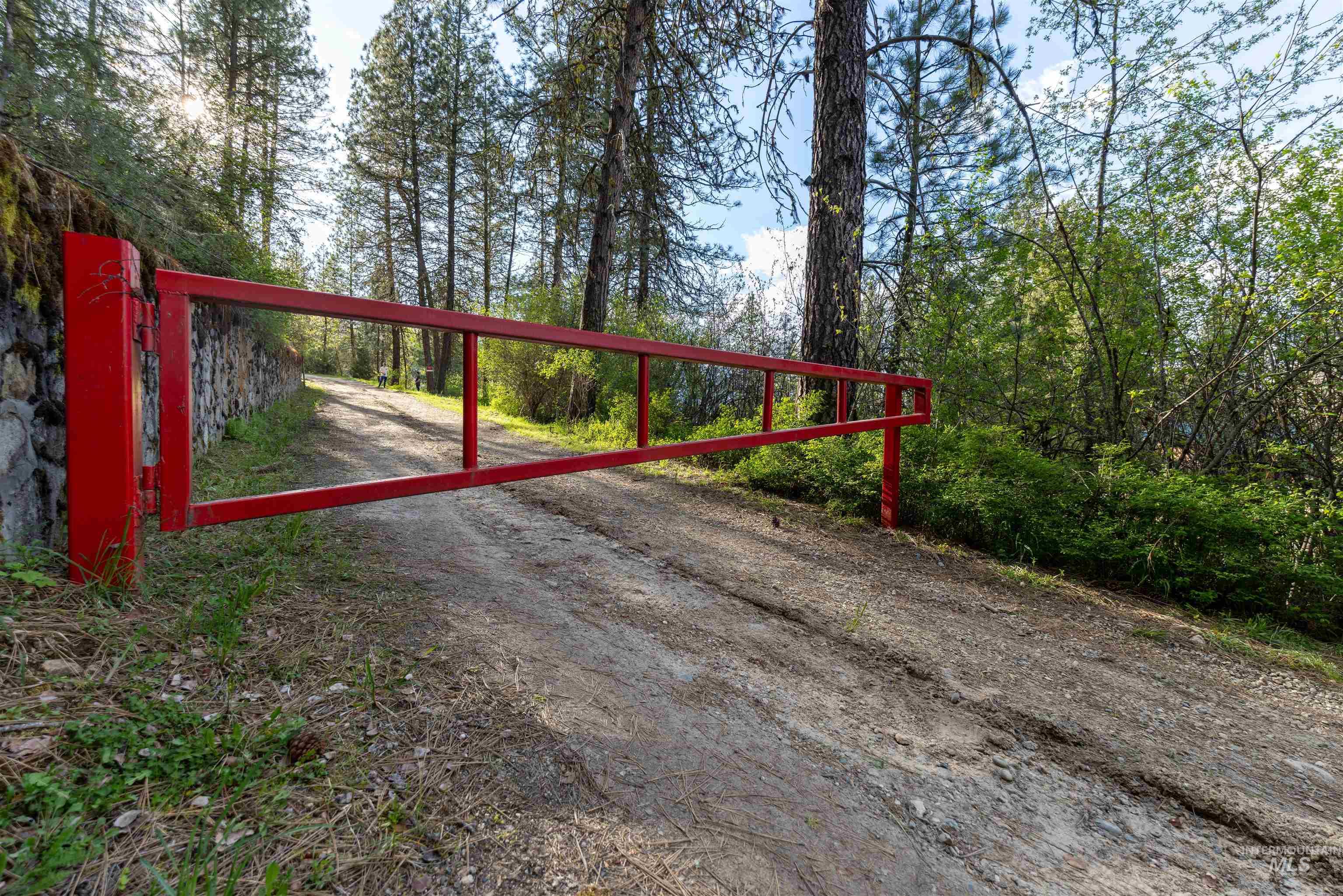 13 Brittany Lane, Garden Valley, Idaho 83622, 3 Bedrooms, 3.5 Bathrooms, Residential For Sale, Price $1,100,000, 98983827